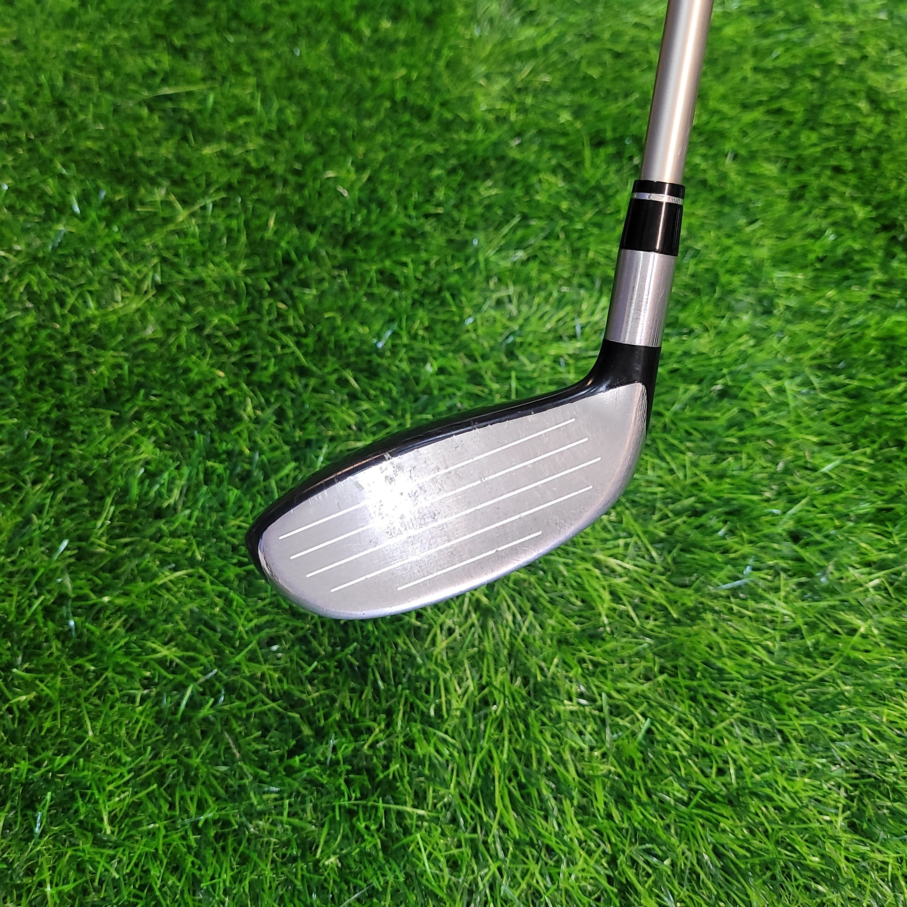 HONMA Hybrid / T-WORLD TW727 / 19°/