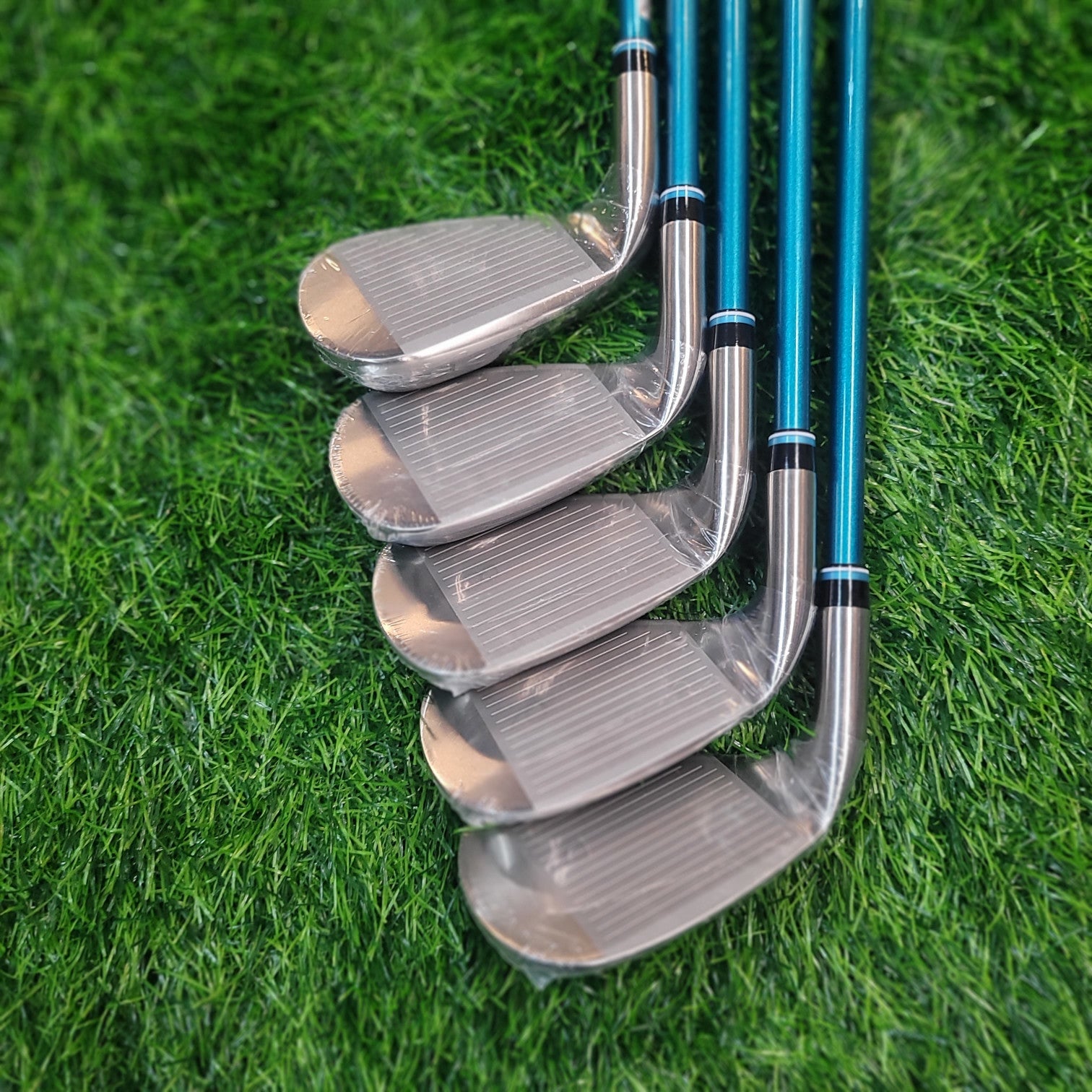 XXIO Iron Set / XXIO 12 / 5pcs / Women (New)