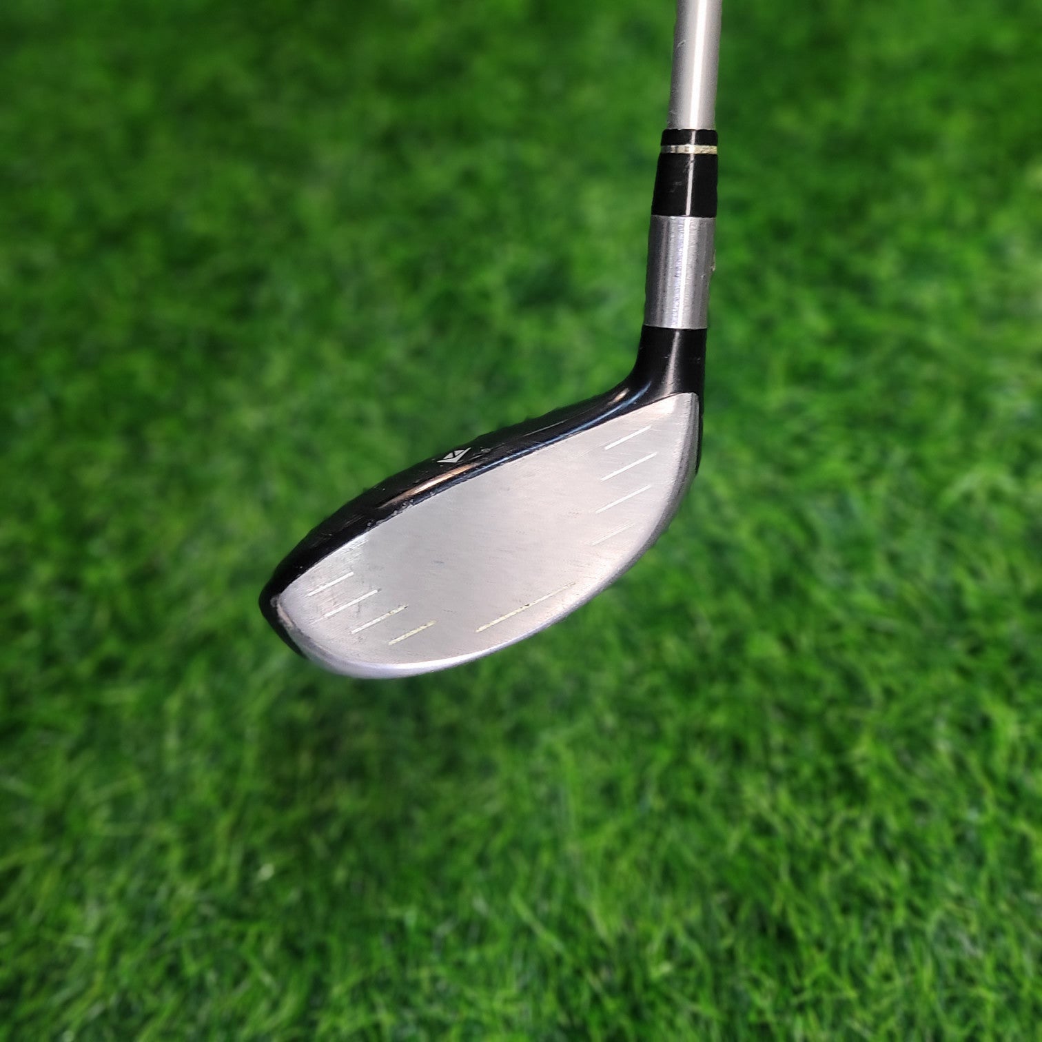 Honma Hybrid / BeZEAL / 4H / 22.0 / R