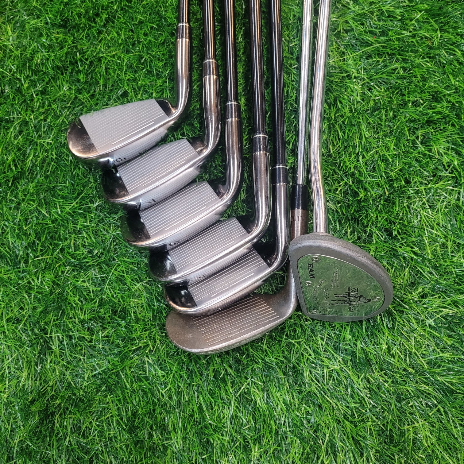 Callaway Full Set / BURNER Irons / 12pcs / R