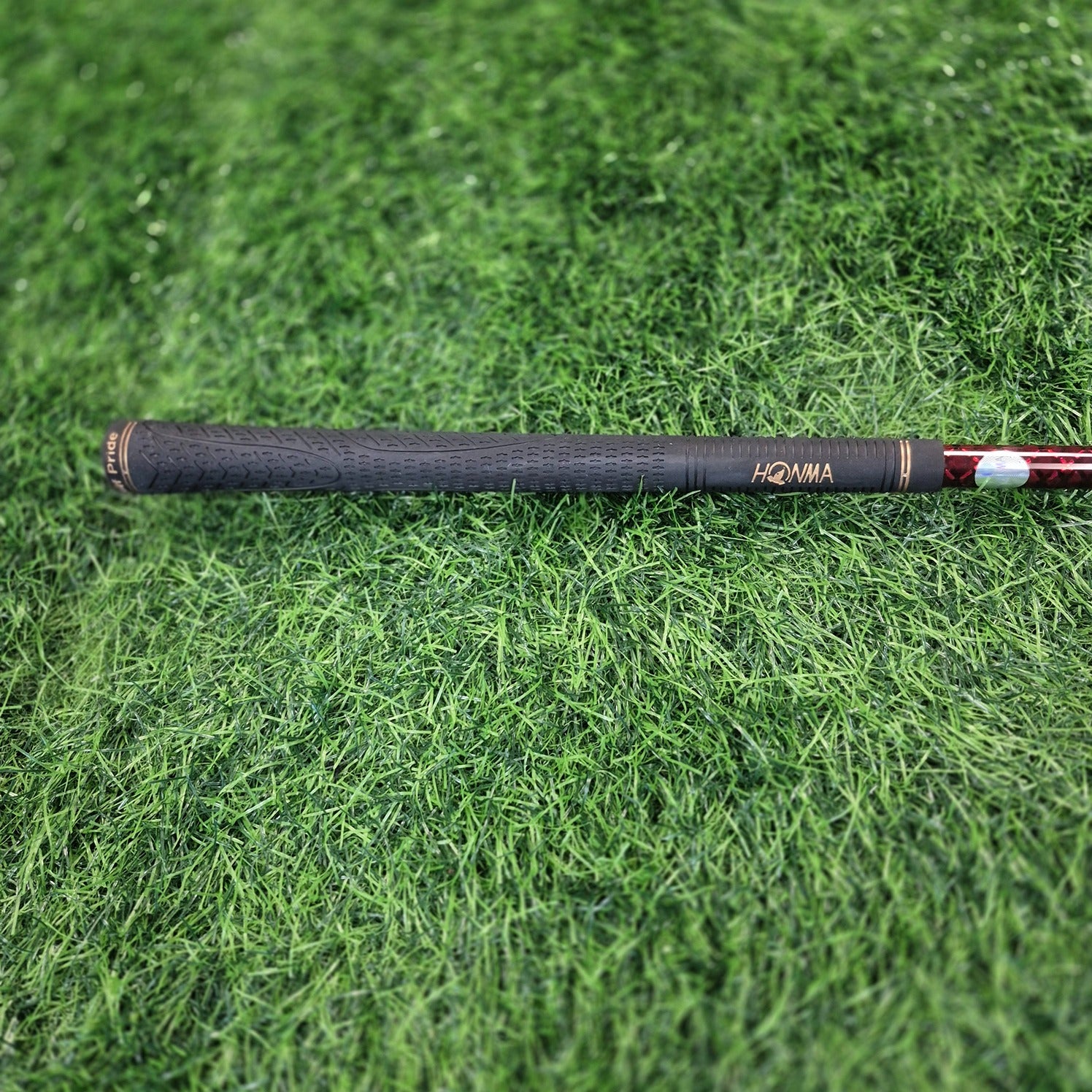 HONMA Hybrid / BERES 09 LA / 4H (22.0) / Women (Like New)