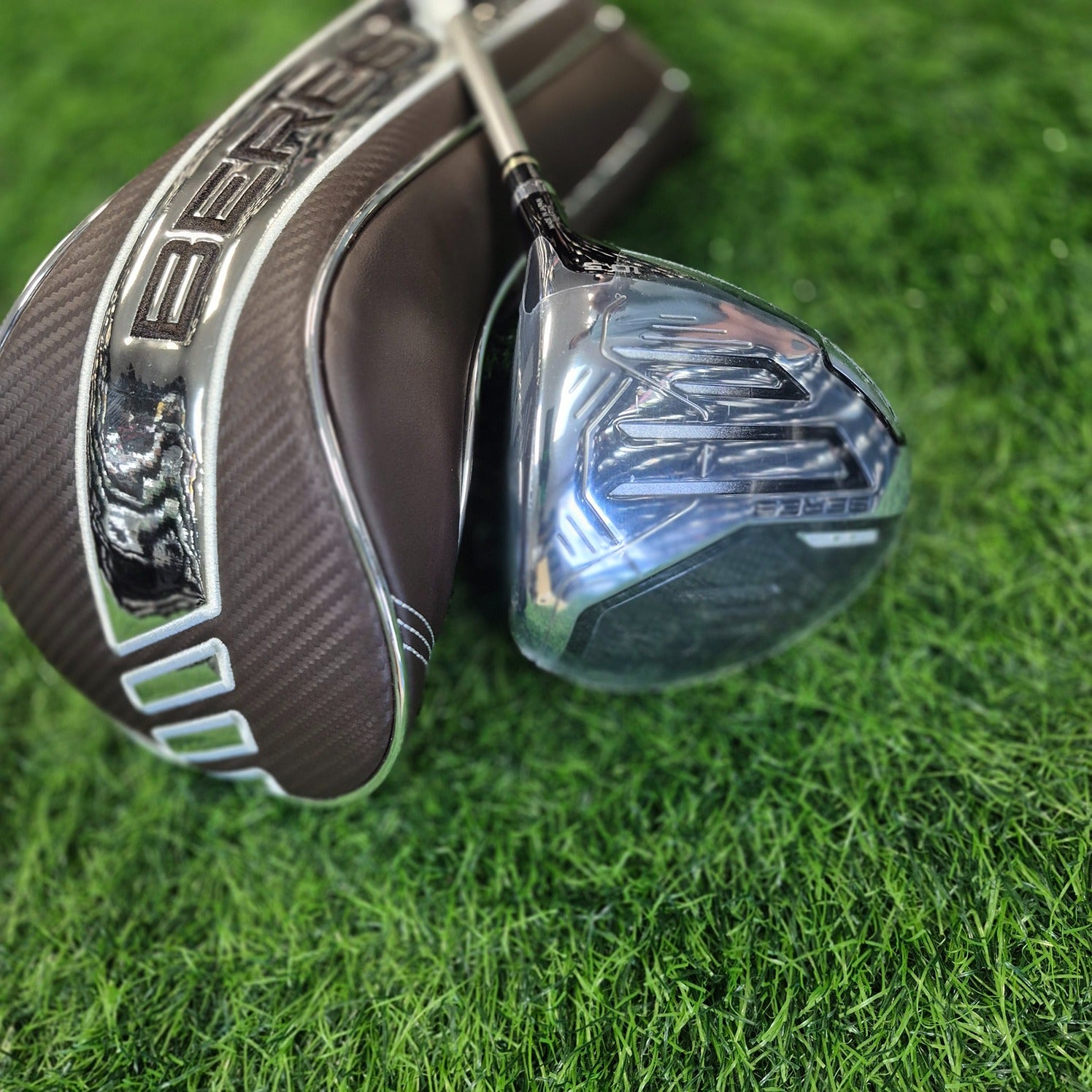 HONMA Driver / BERES 09 / 10.5 / R (Brand New)