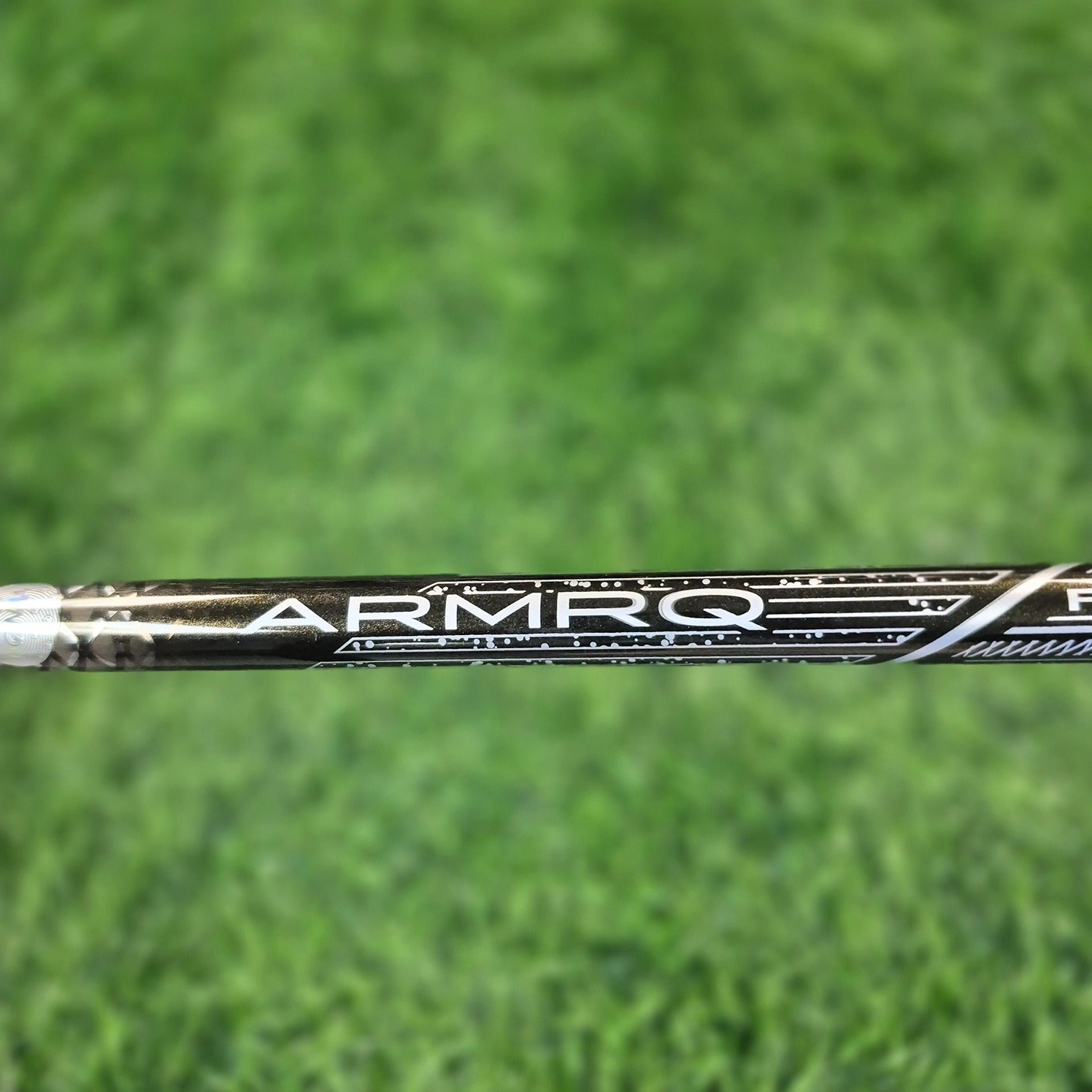 HONMA Hybrid / BERES 09 / 5H (22.0) / R (Like New)