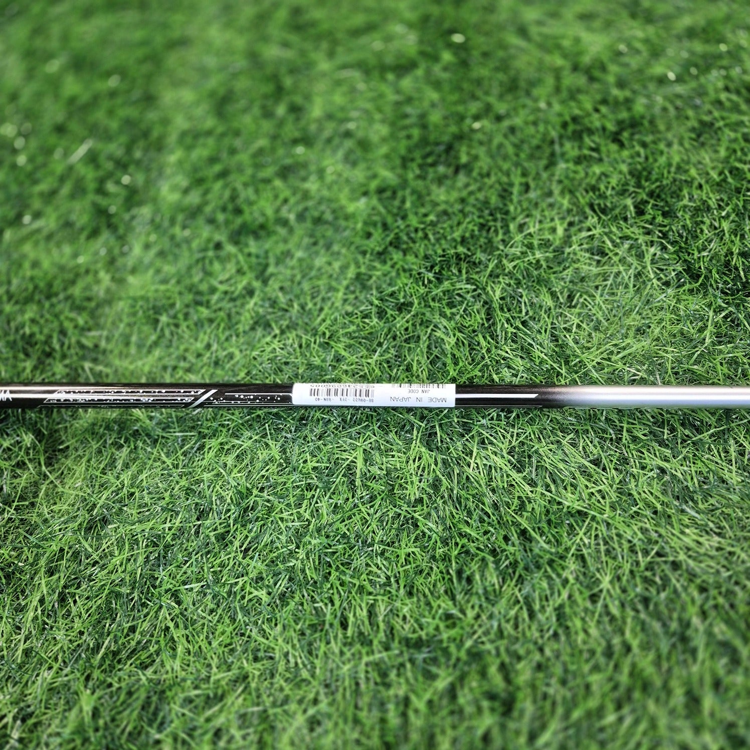 HONMA Hybrid / BERES 09 / 5H (22.0) / R (Like New)