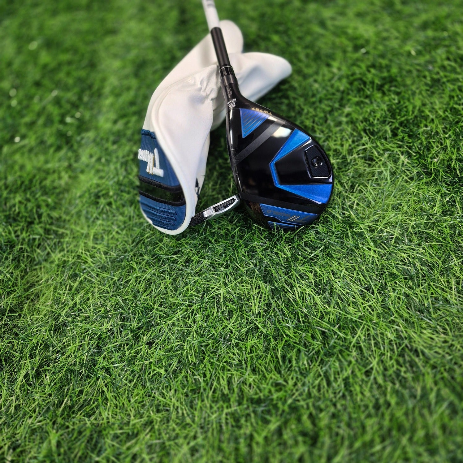 HONMA Hybrid / TW 767 / 5H (24.0) / R (Like New)