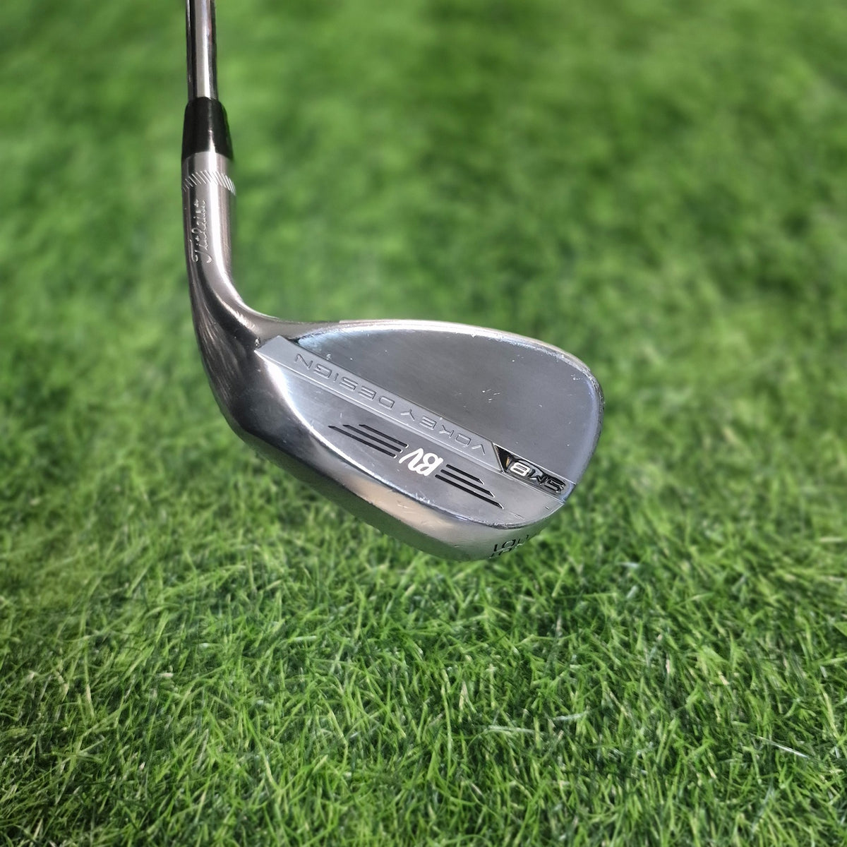 Titleist Wedge / Vokey SM8 Tour / 56.0 / S
