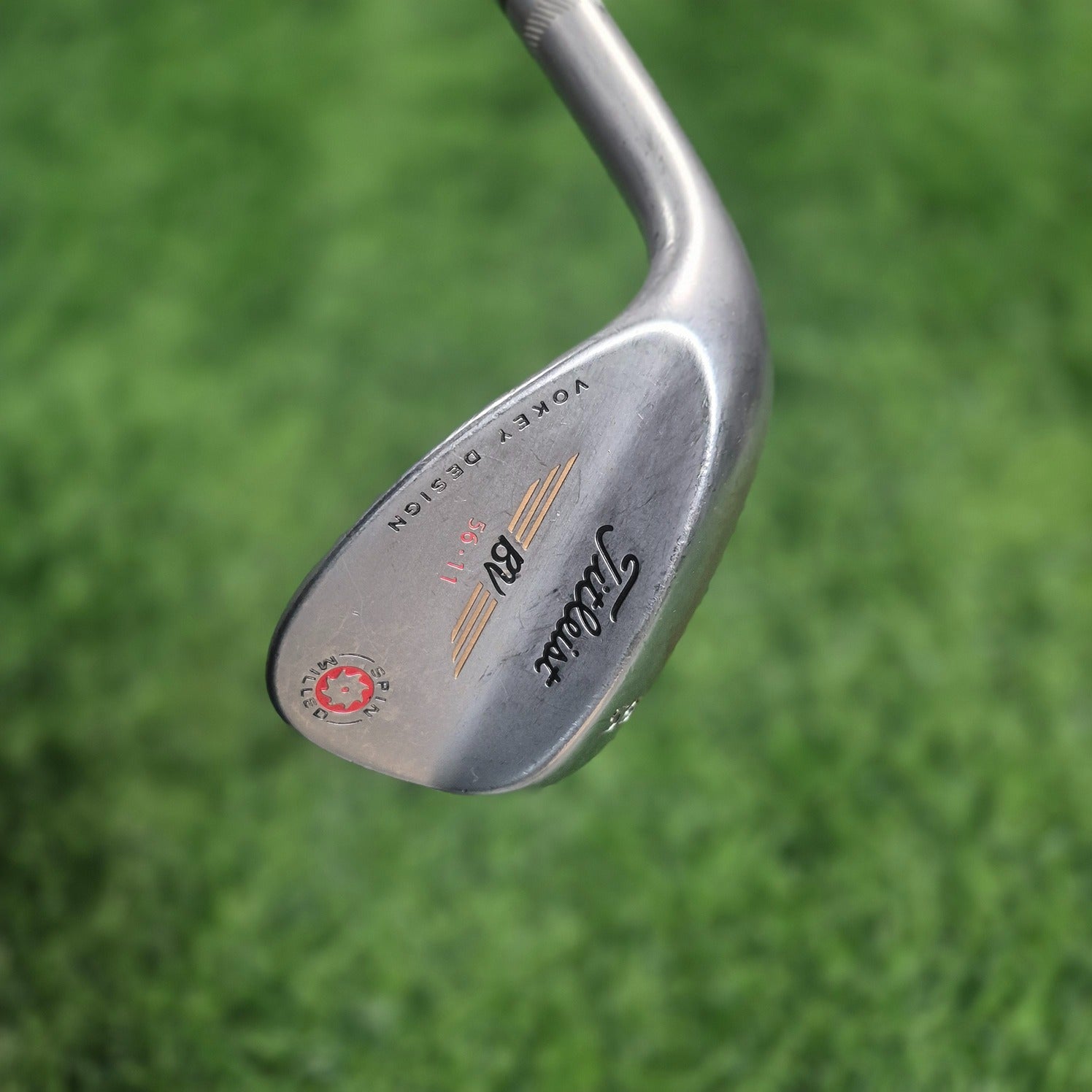 Titleist Wedge / Vokey spin milled / 56.0 / Lefty