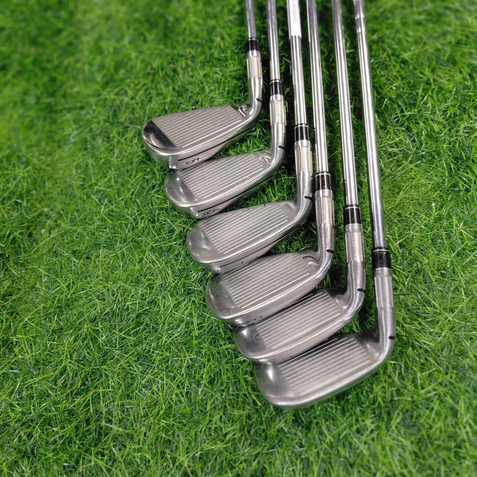 TaylorMade Iron Set / M6 / R / 6pcs