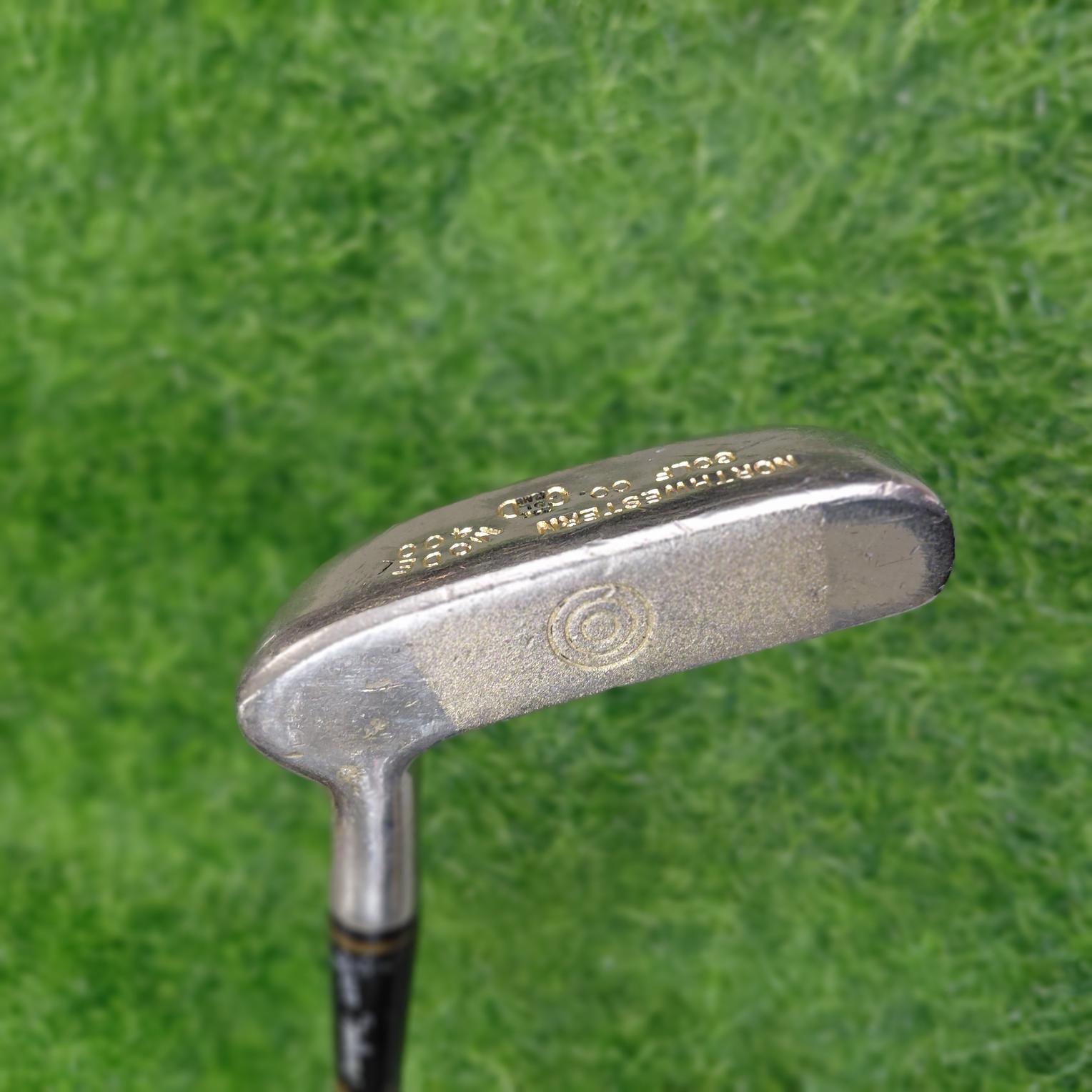 Northwestern Putter / 24k Gold / 36"