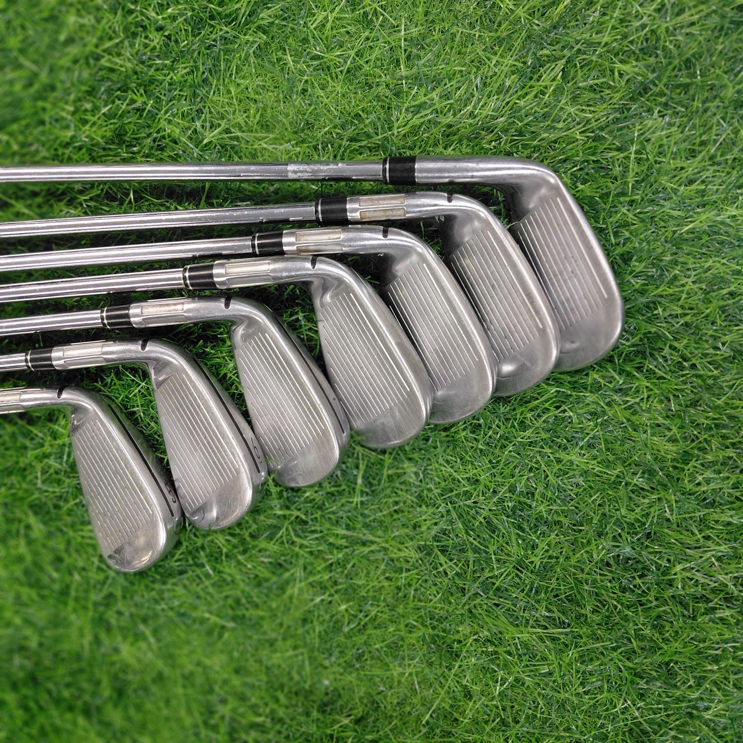 TaylorMade Iron Set / M6 / R / 7pcs