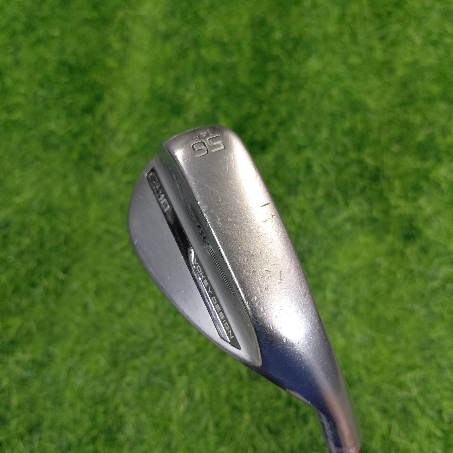 Titleist Wedge / Vokey SM10 / 56.0 / S