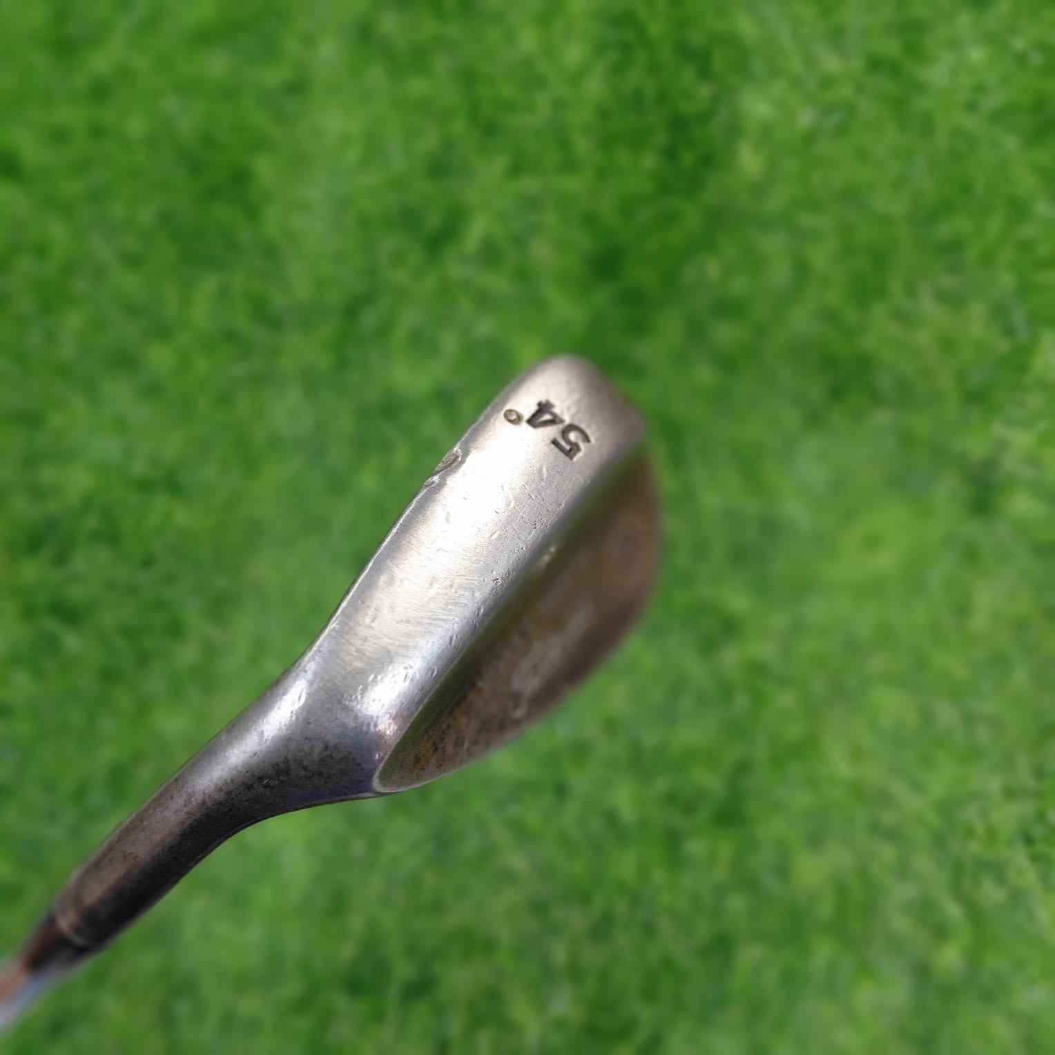 Titleist Wedge / Vokey 254-10 / 54.0 / Lefty
