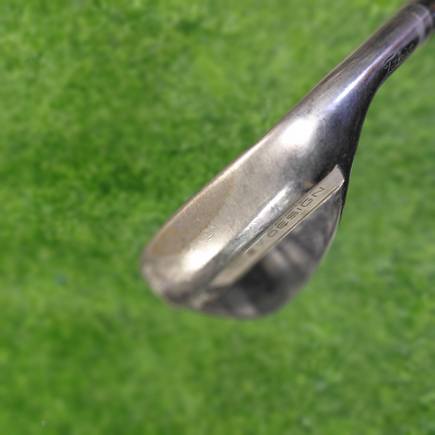 Titleist Wedge / Vokey SM8 / 56.0