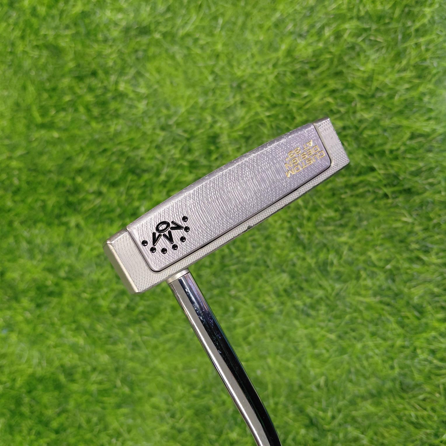 Scotty Cameron Putter / Crown Golo 5 / 33"