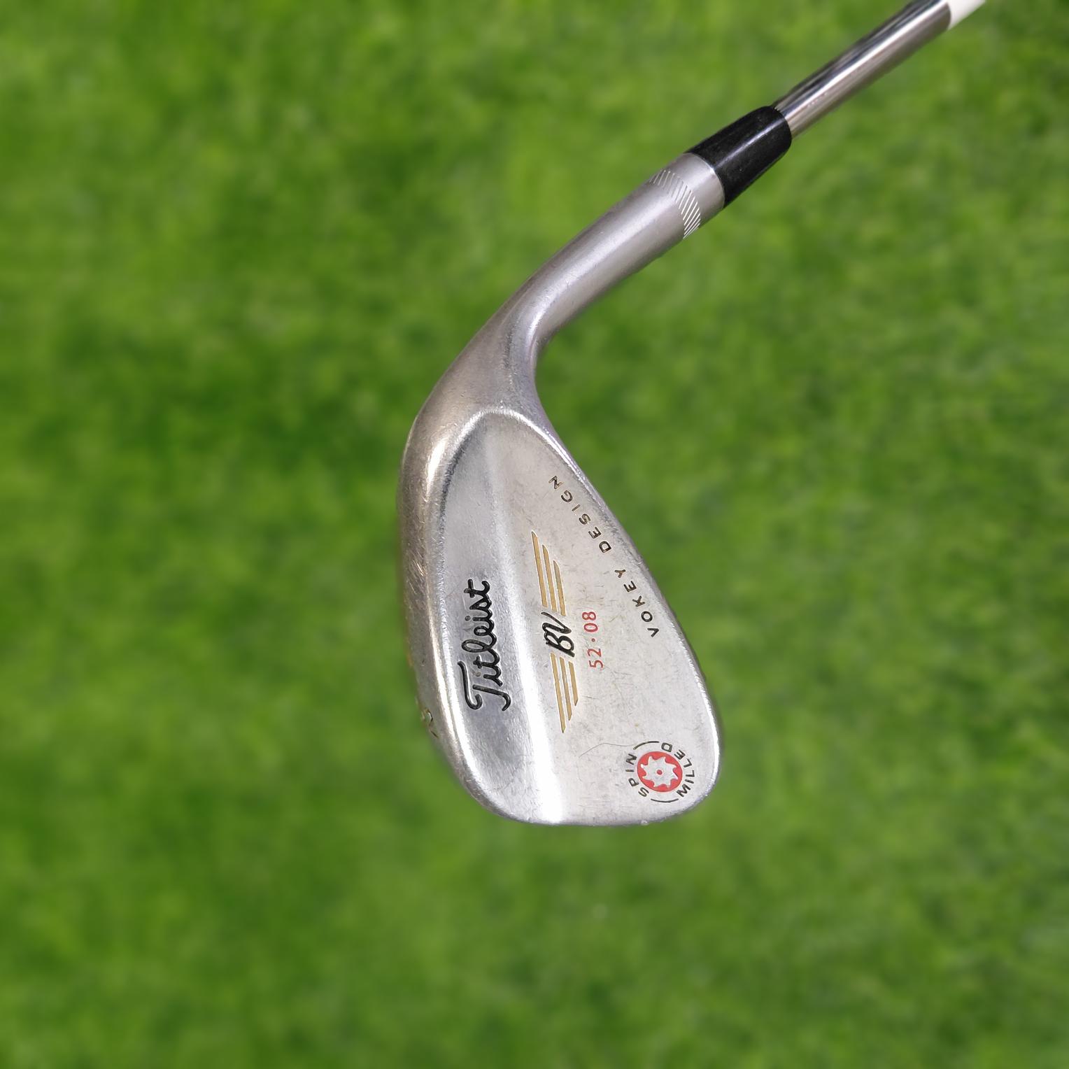 Titleist Wedge / Vokey spin milled / 52.0