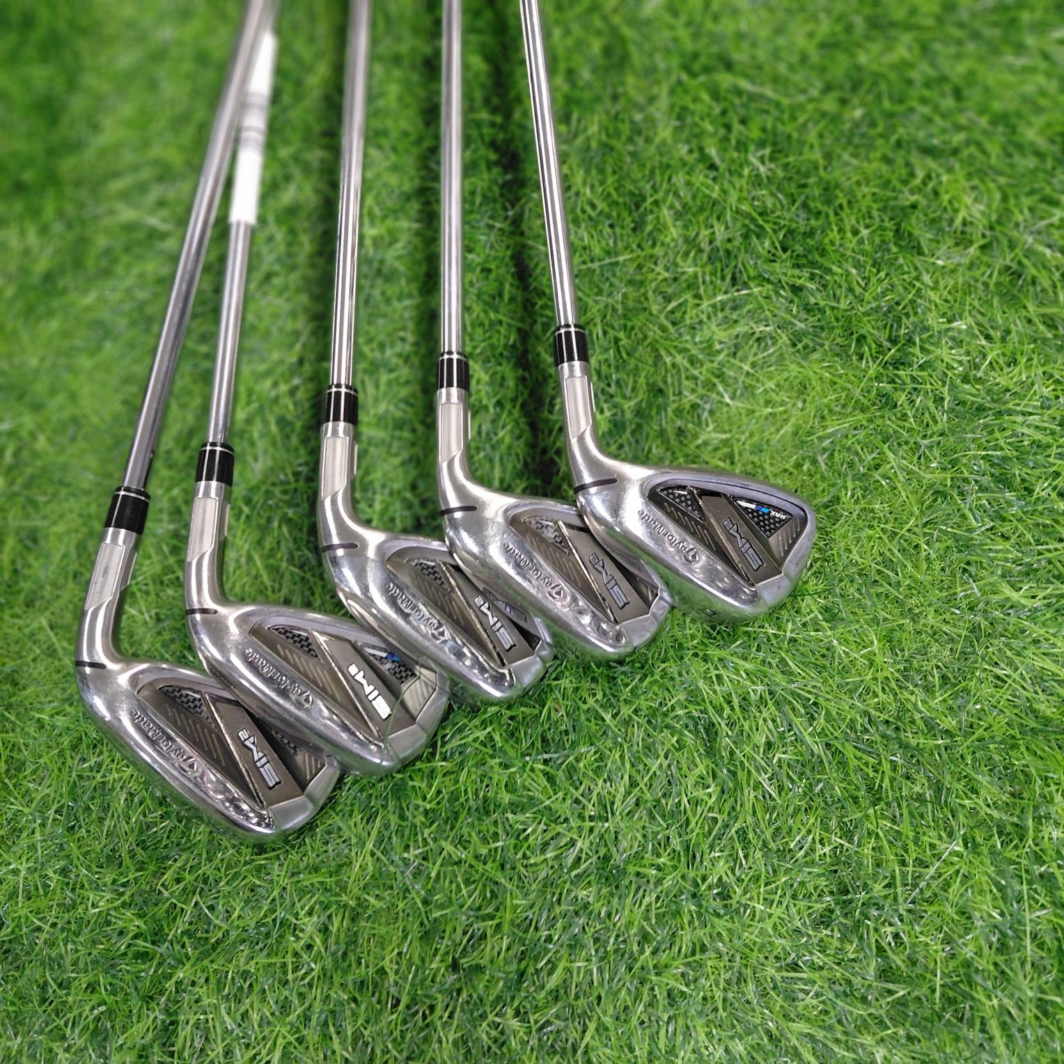 TaylorMade Iron Set / SIM2 MAX / 5pcs / S