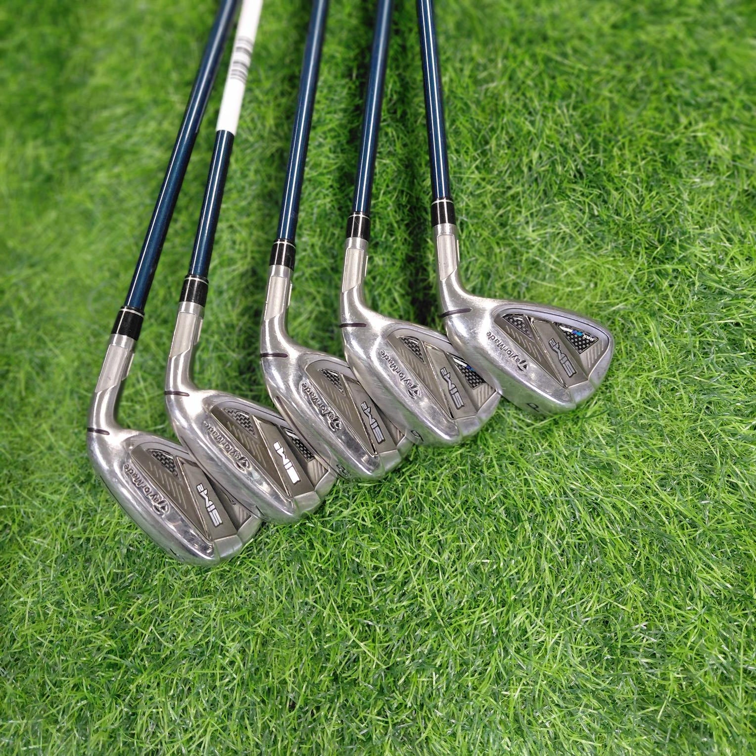 TaylorMade Iron Set / SIM2 MAX / 5pcs / R
