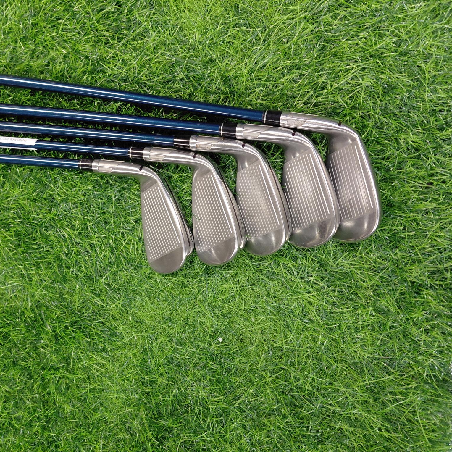 TaylorMade Iron Set / SIM2 MAX / 5pcs / R