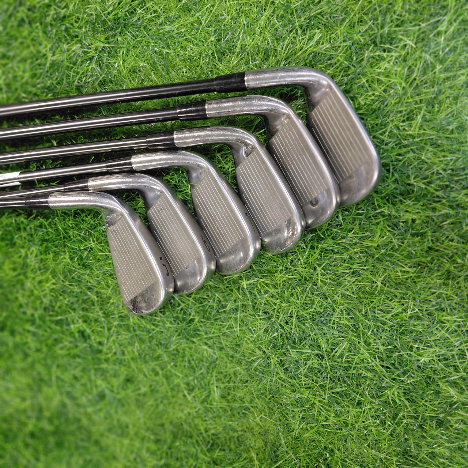 Titleist Iron Set / AP1 712 / 6pcs / R