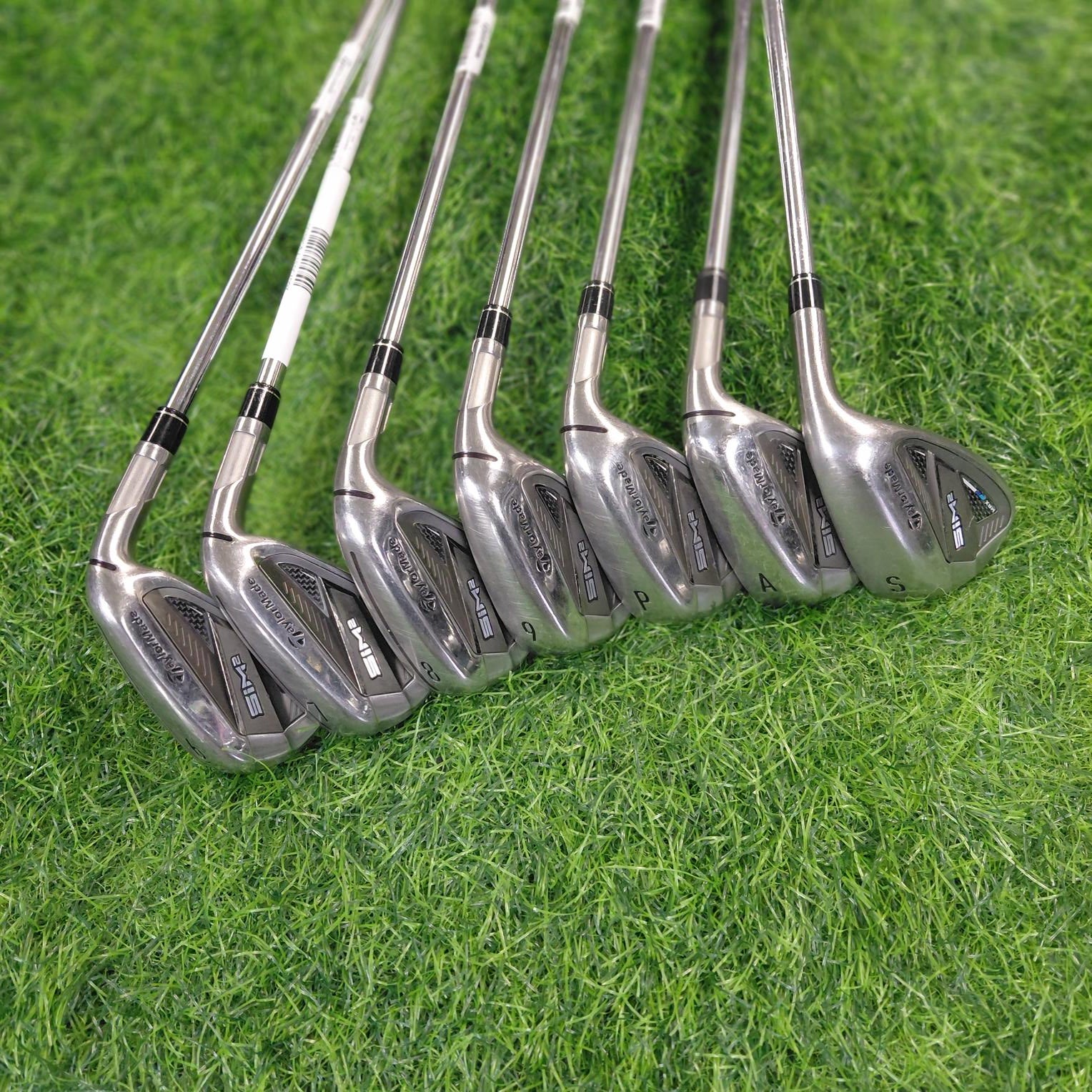 TaylorMade Iron Set / SIM2 / 7pcs / R