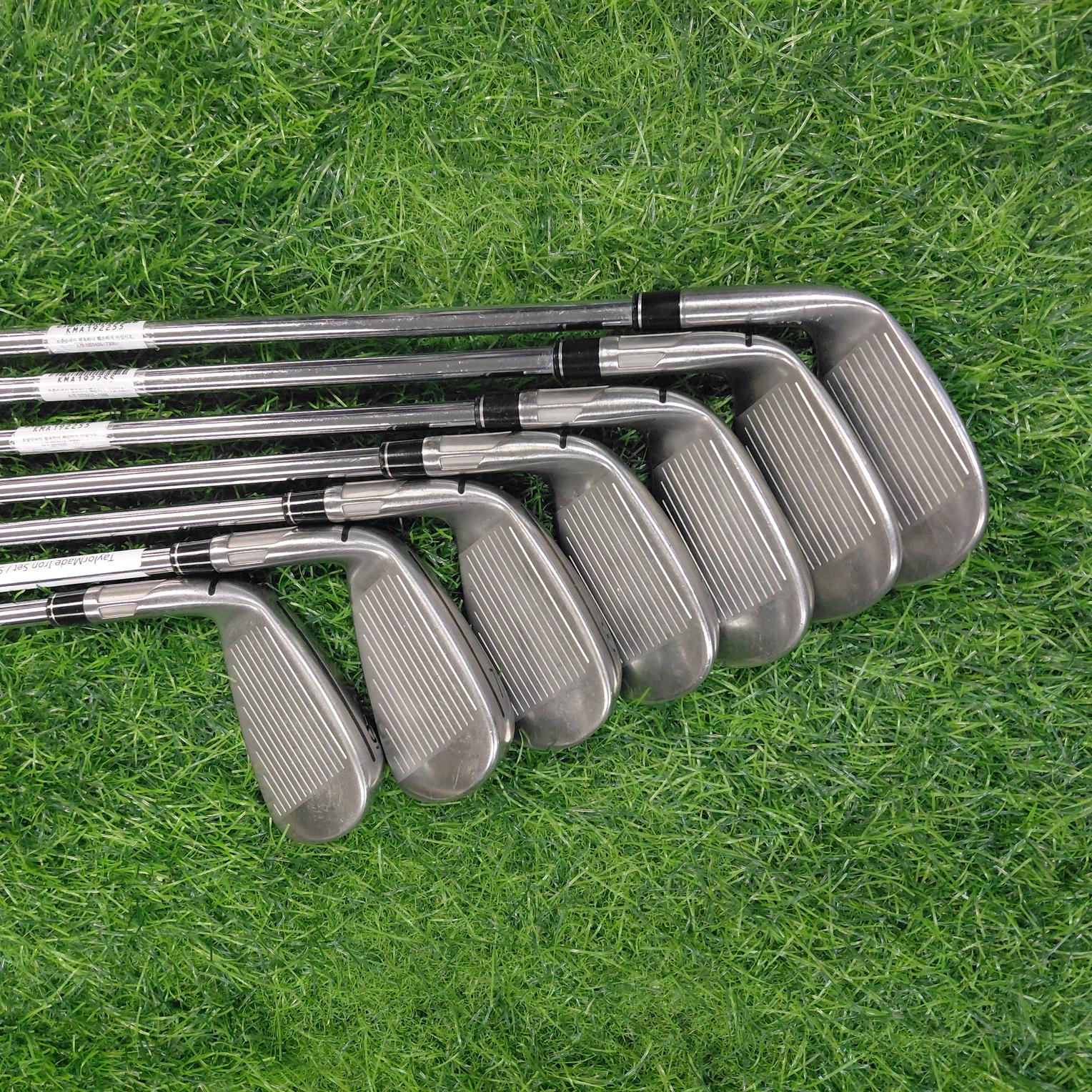 TaylorMade Iron Set / SIM2 / 7pcs / R