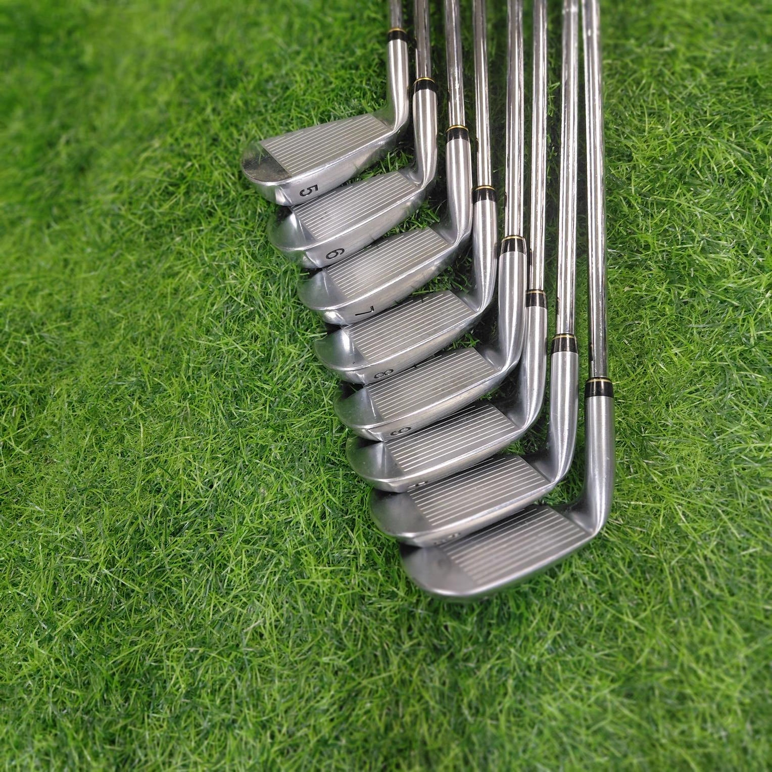 Bridgestone Iron Set / V300 / 8pcs / S