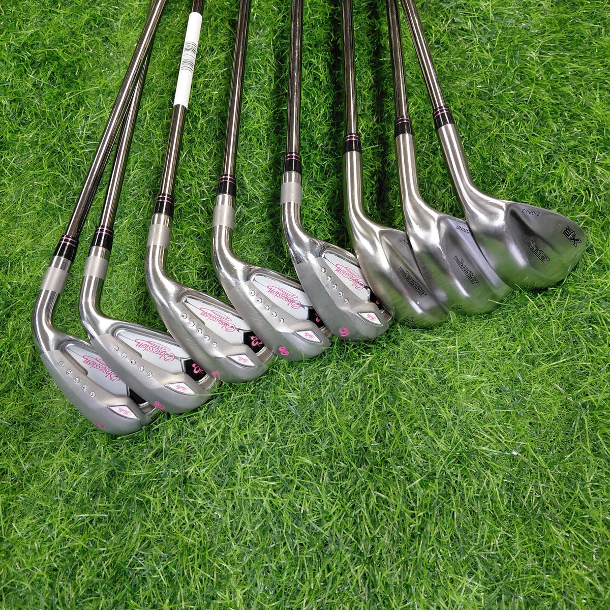 Bella Iron Set / Obsession / 8pcs / Women