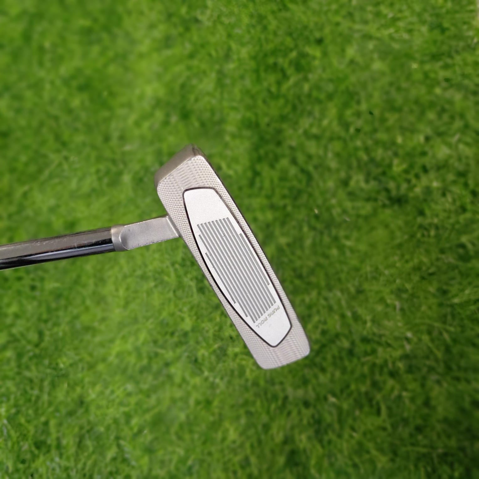 TaylorMade Putter / MD-32 / 33"