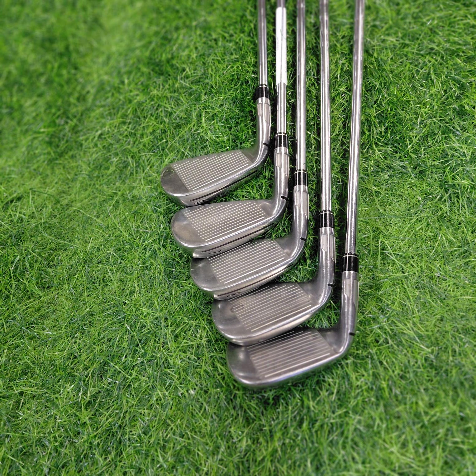 TaylorMade Iron Set / SIM2 MAX / 5pcs / S