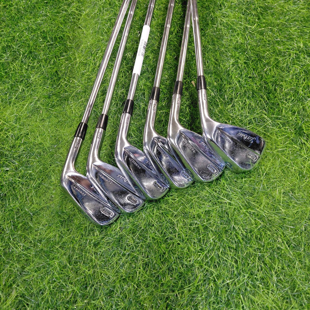 Titleist Iron Set / 710 MB / 6pcs / S