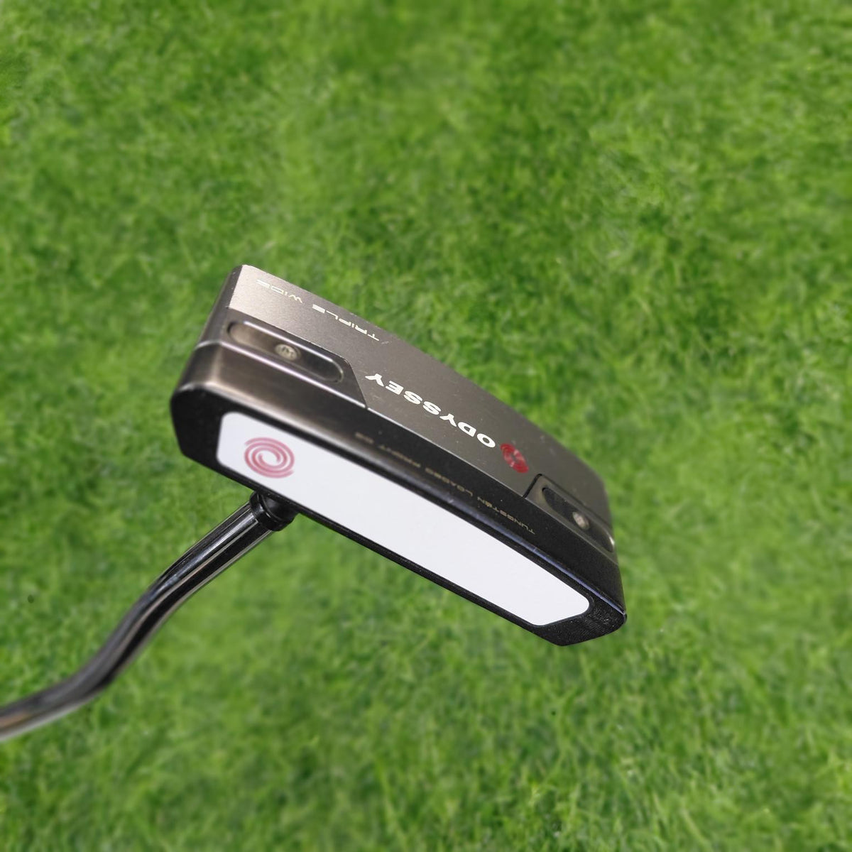 Odyssey Putter / TRI HOT 5K TRIPLE WIDE DB / 33"