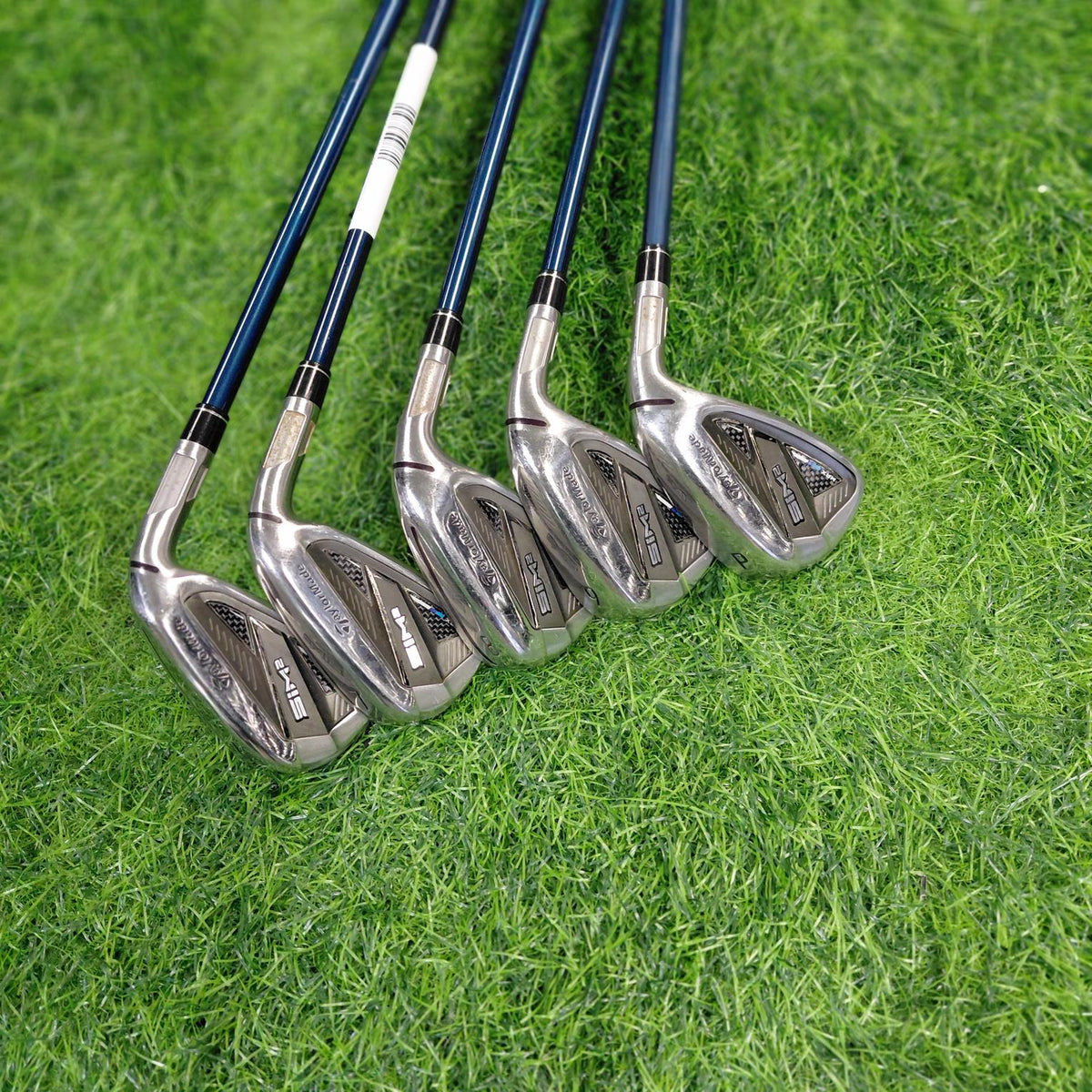 TaylorMade Iron Set / SIM2 MAX / 5pcs / R