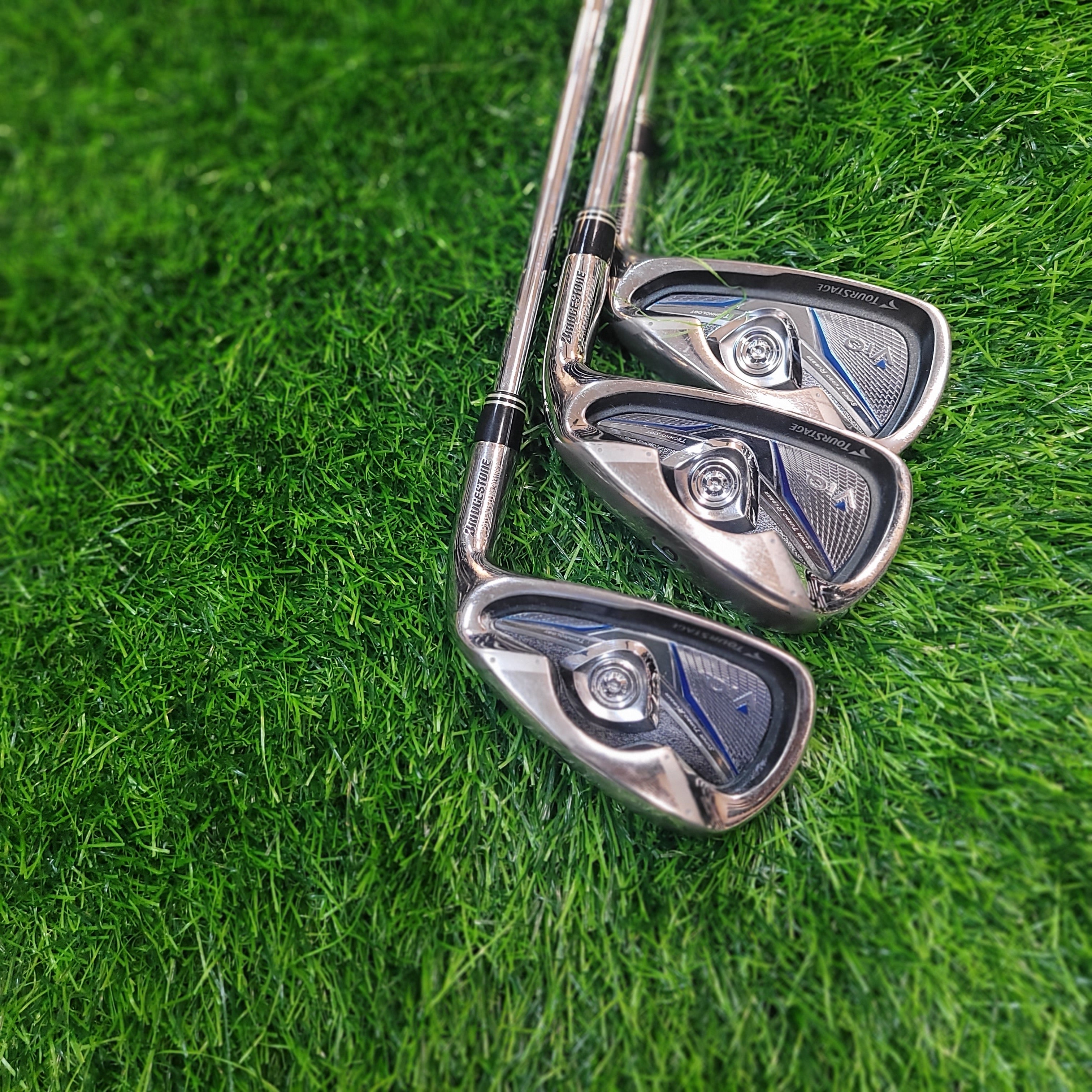 Bridgestone Iron Set / Tourstage ViQ / 6S / S200