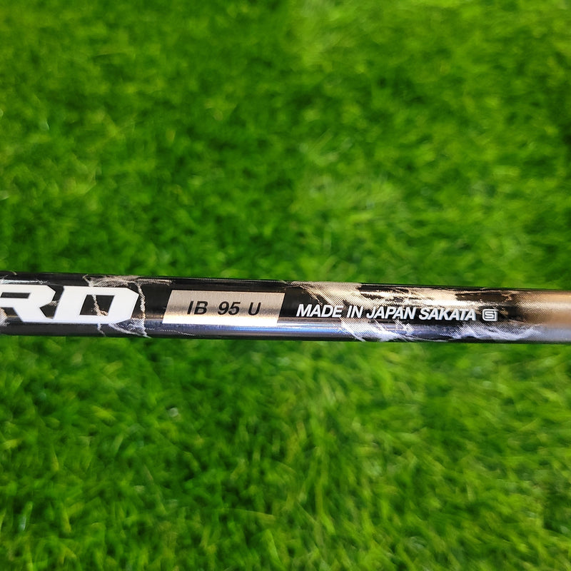 HONMA Hybrid / T-WORLD TW737c / 19°/