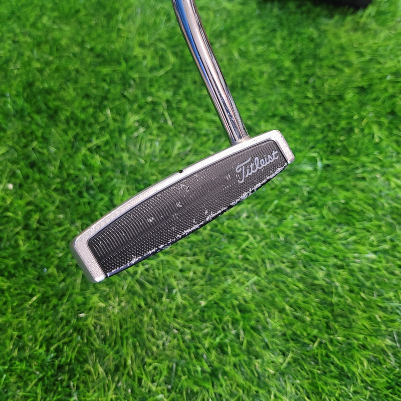 Scotty Cameron Putter / FUTURA 5MB / 35"