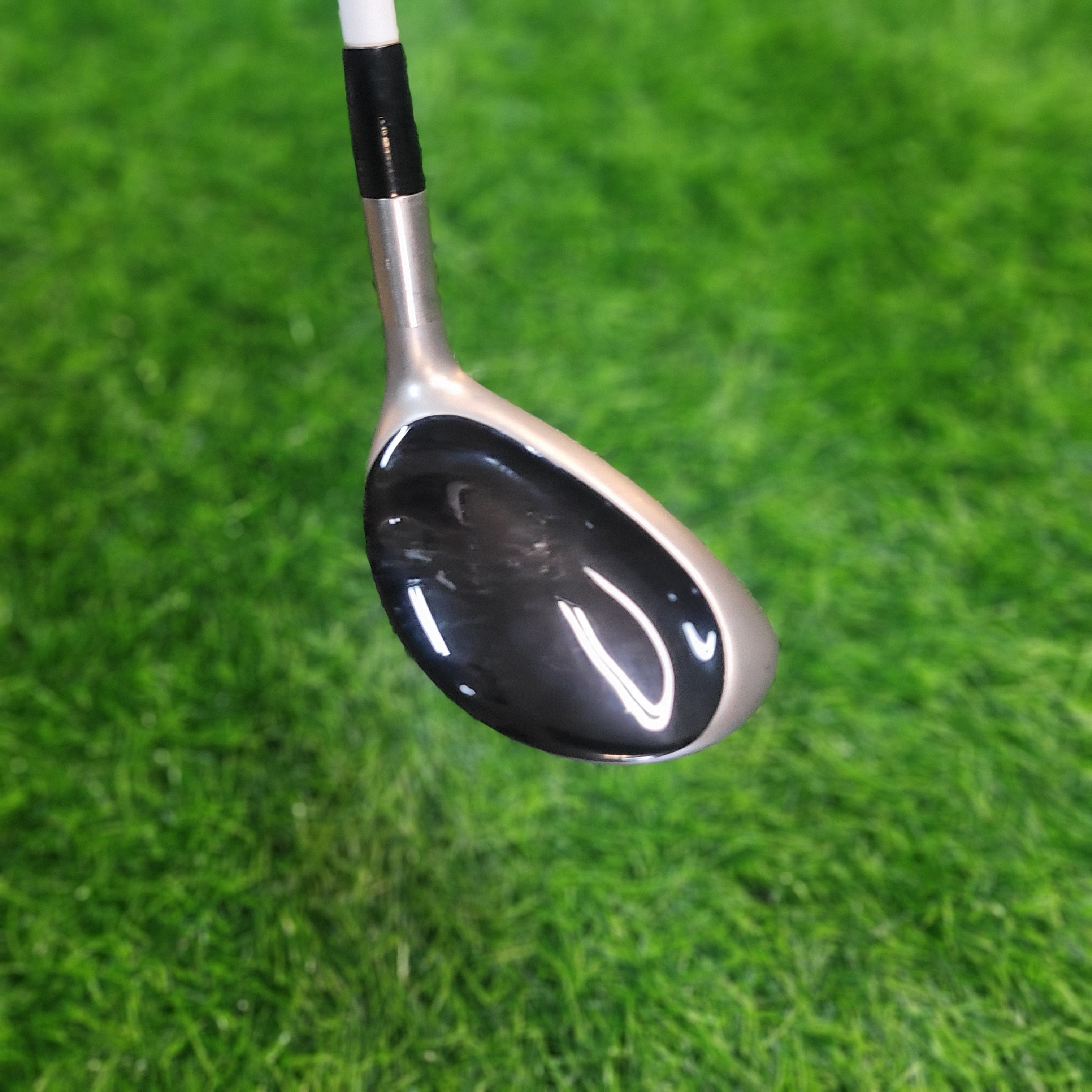 Mizuno Hybrid / MP CLK / 2H / 17.0 / S