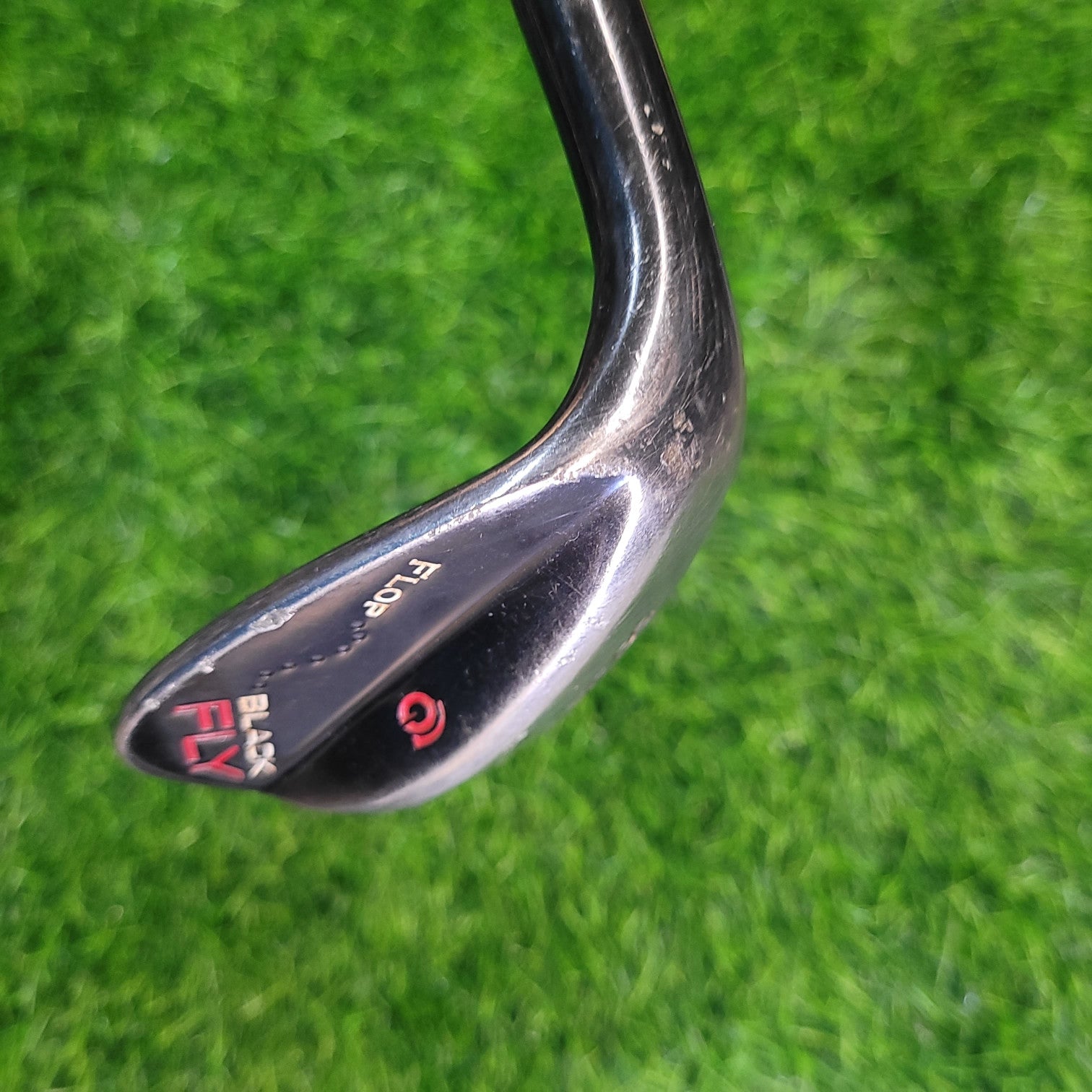 Black Fly Wedge / Flop / 64.0 / Lefty