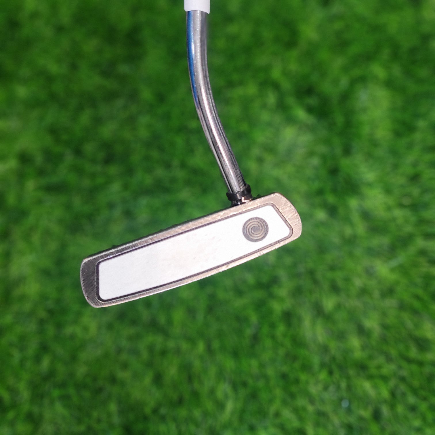 Odyssey Putter / WHITE ICE / 32