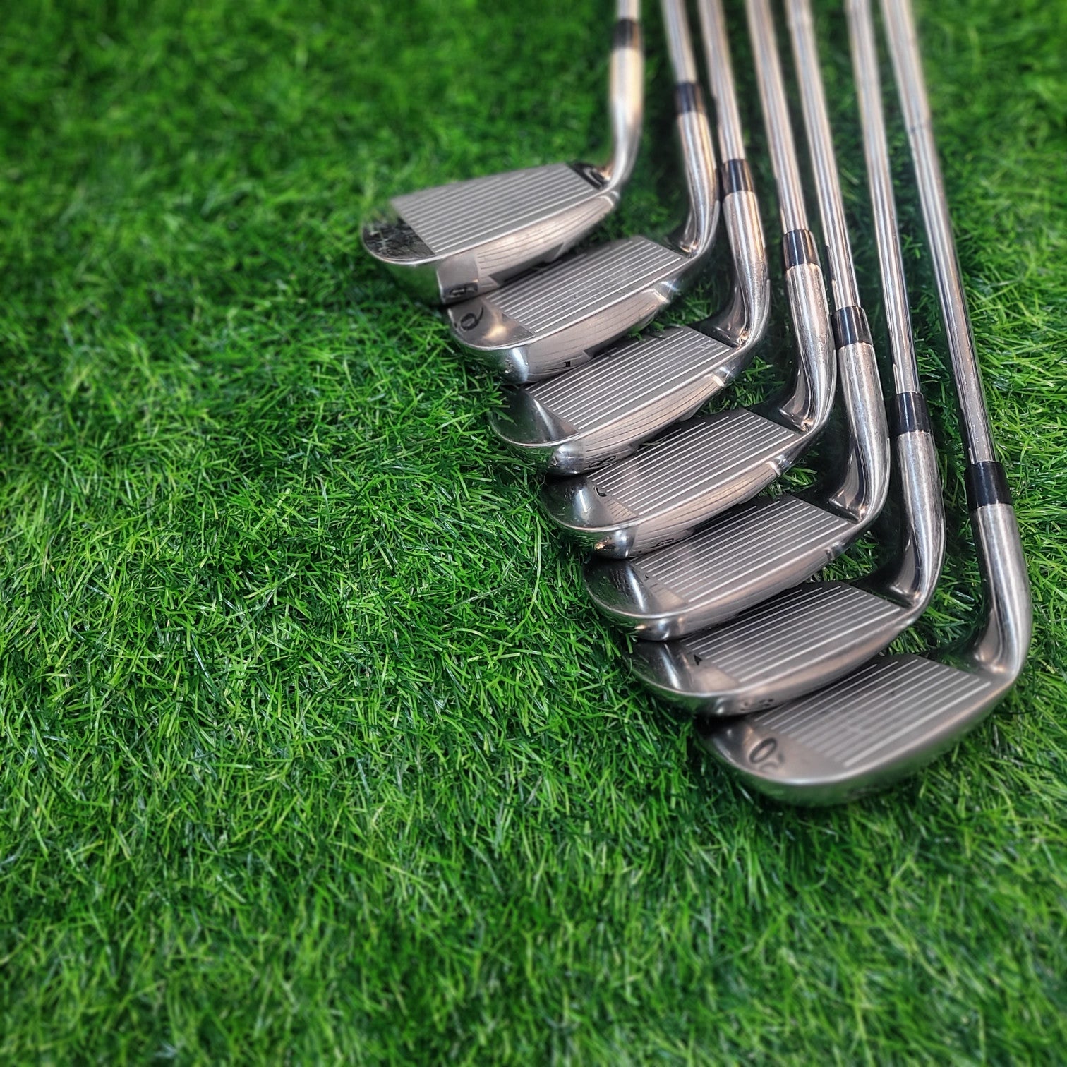 Mizuno Iron Set / EURUS G6 / 7pcs / UNI