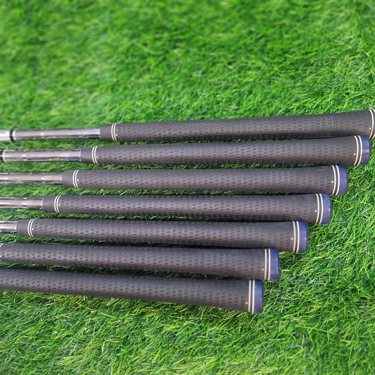 Mizuno Iron Set / EURUS G6 / 7pcs / UNI