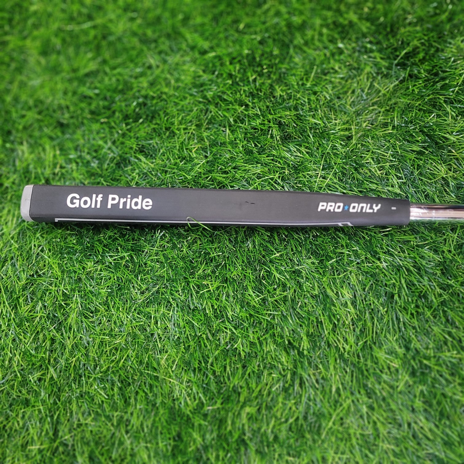 Odyssey Putter / ROSSIE / 34"