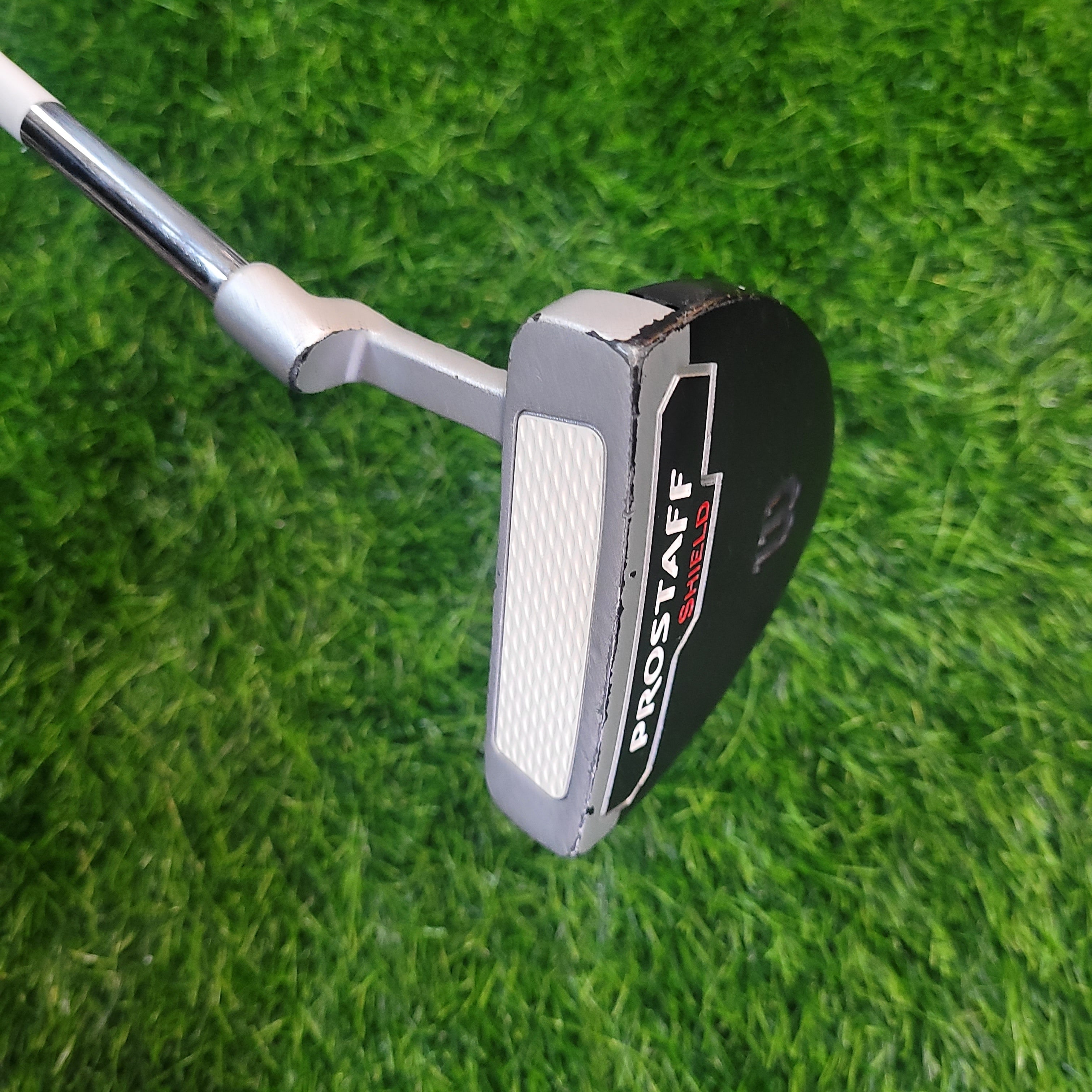 Wilson Putter / PROSTAFF SHIELD / 32