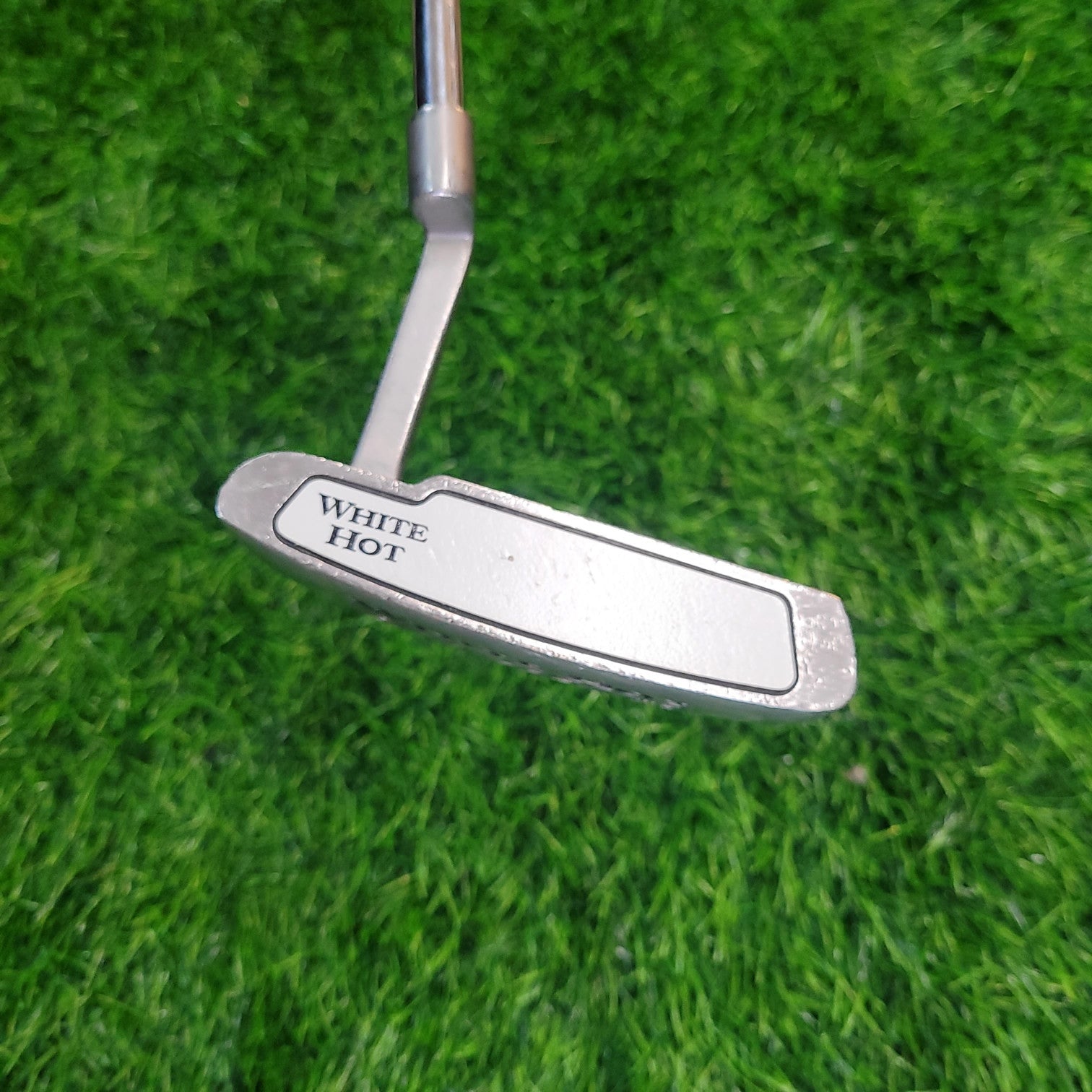 Odyssey Putter / WHITE HOT #1 / 34" / Lefty
