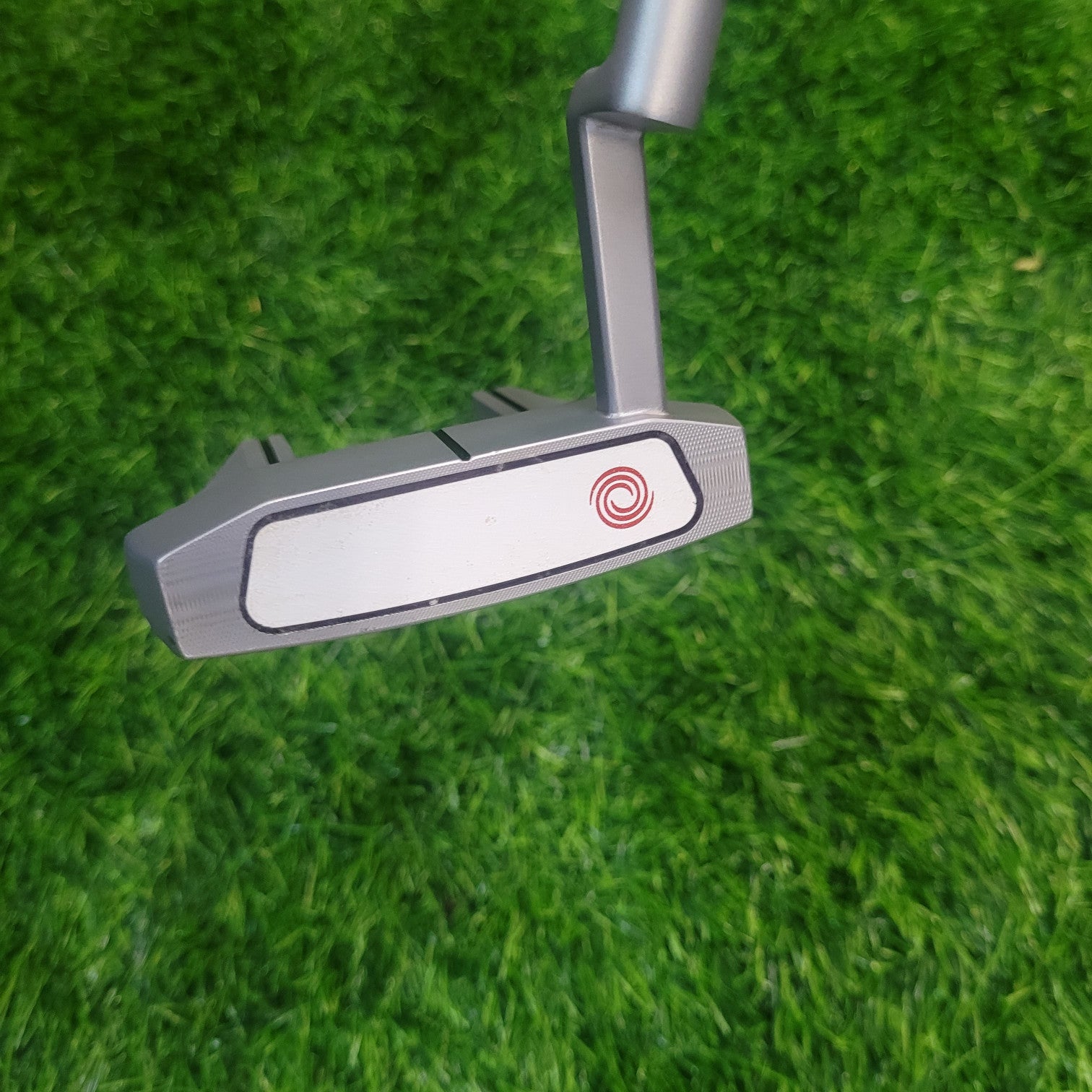 Odyssey Putter / White Hot OG 7CH / 33"