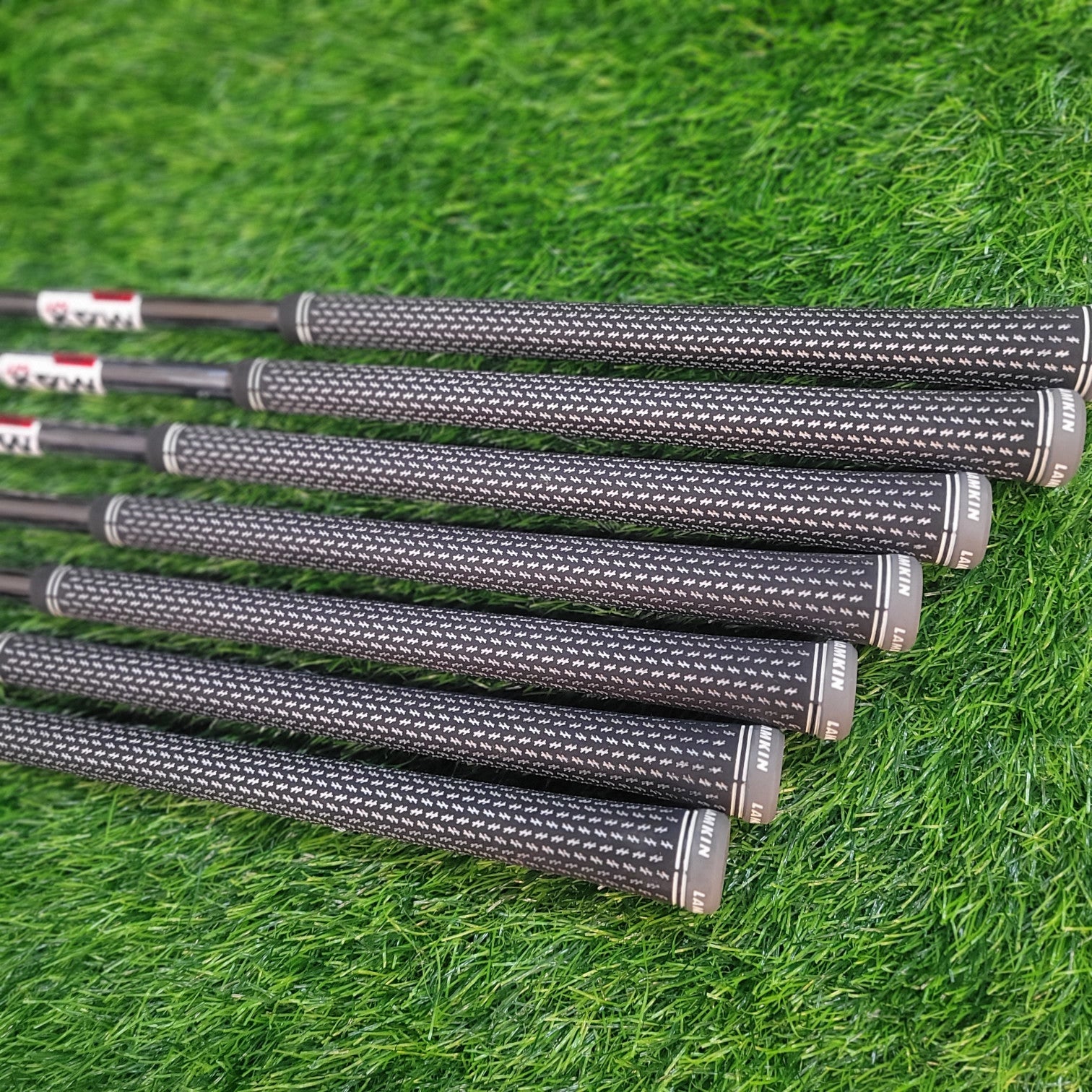 Taylormade Iron Set / SIM2 MAX / 7pcs / R