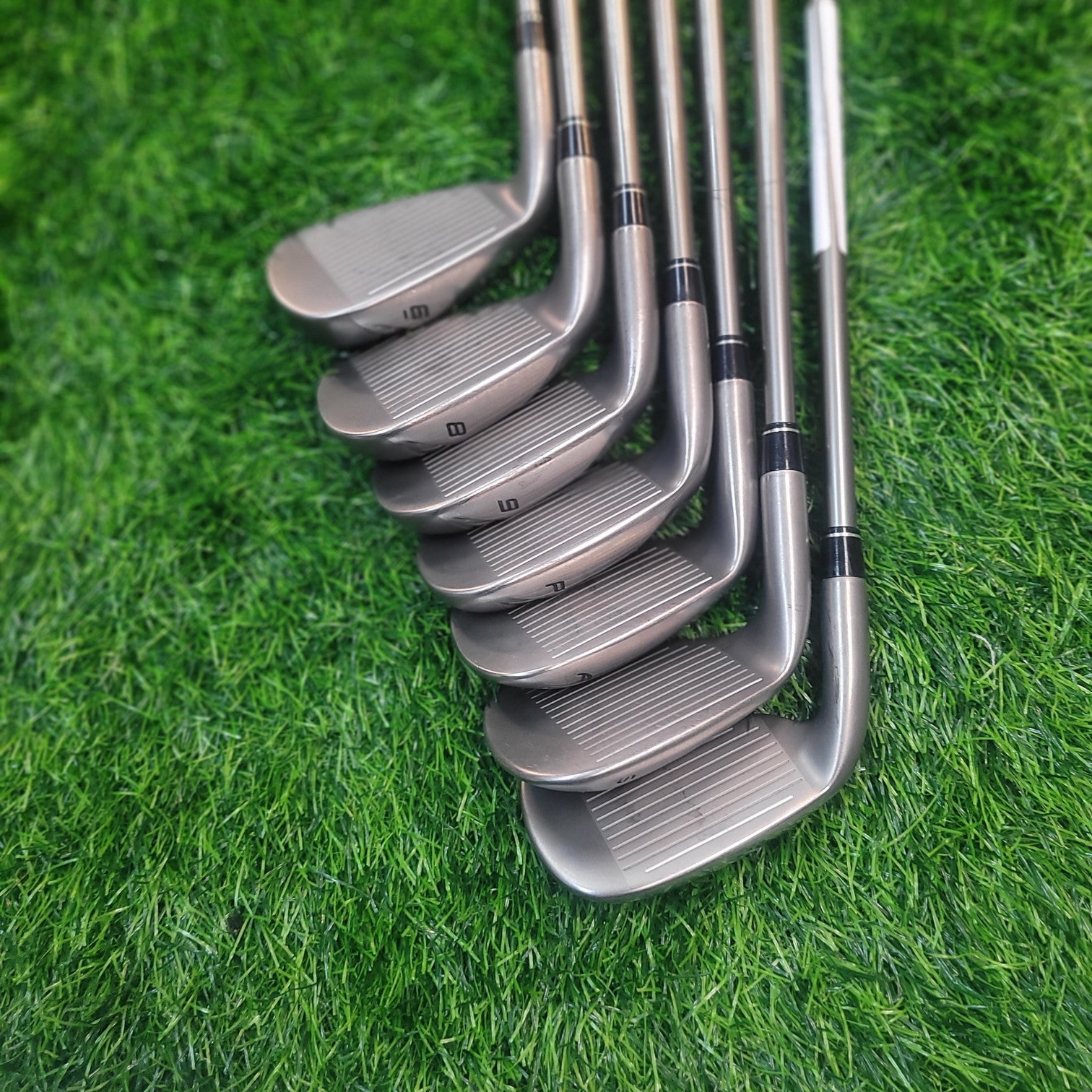 TayhlorMade Iron Set / RBZ / 7pcs / Women / L