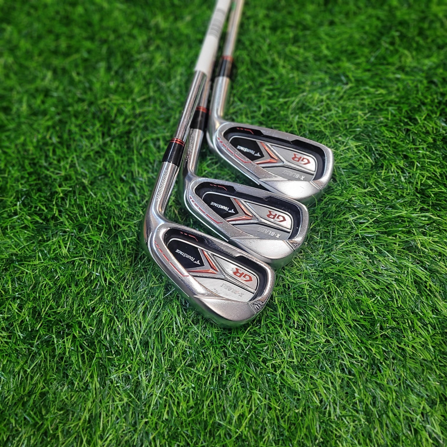Bridgestone Iron Set / TS X-BLADE GR / 6pcs / R