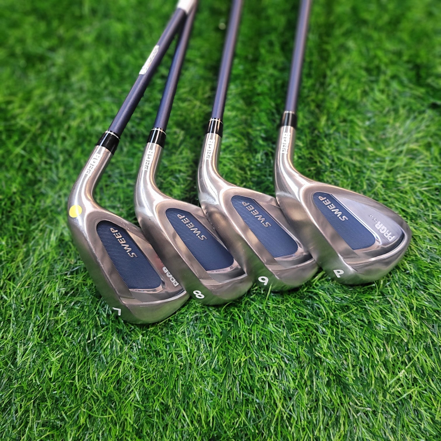 PRGR Iron Set / SWEEP CT-17 / 4pcs  / Women / M