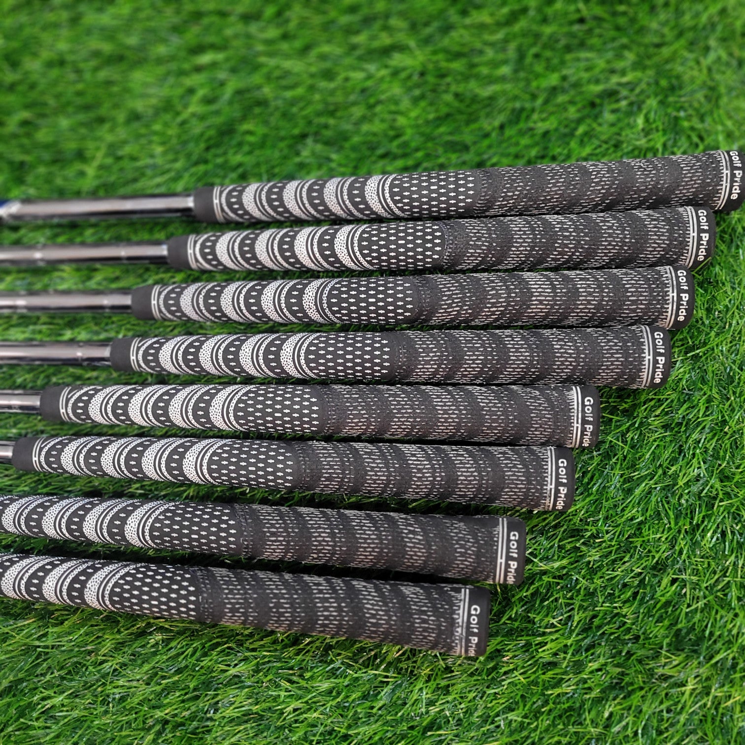 Titleist Iron Set / 712 MB Combo / S