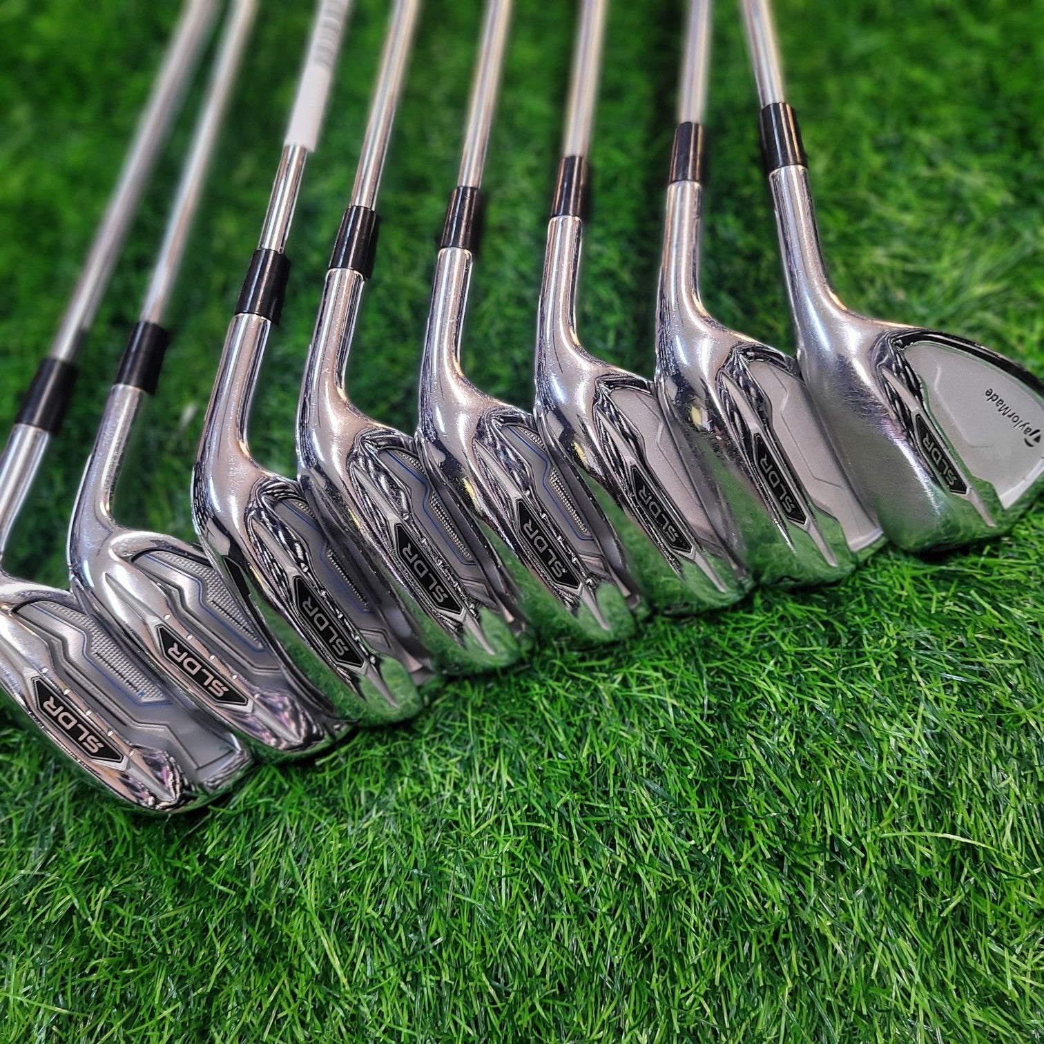 TaylorMade Iron Set / SLDR USA / 8pcs / S